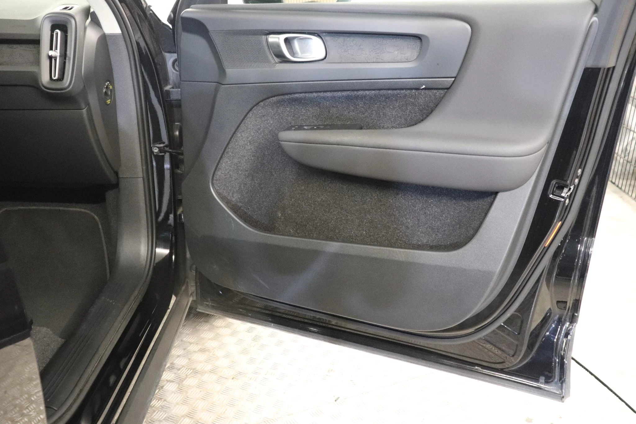 Volvo-XC40-image-9