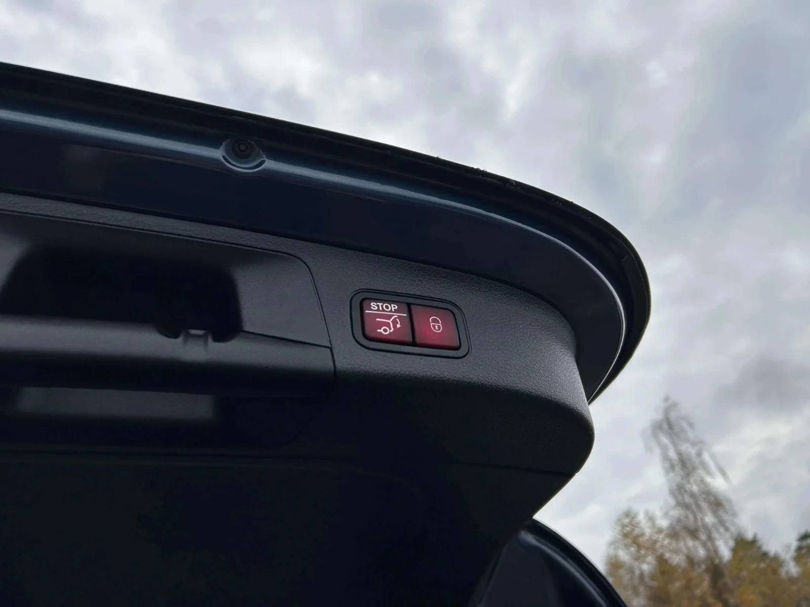 Mercedes-Benz-EQA-image-22