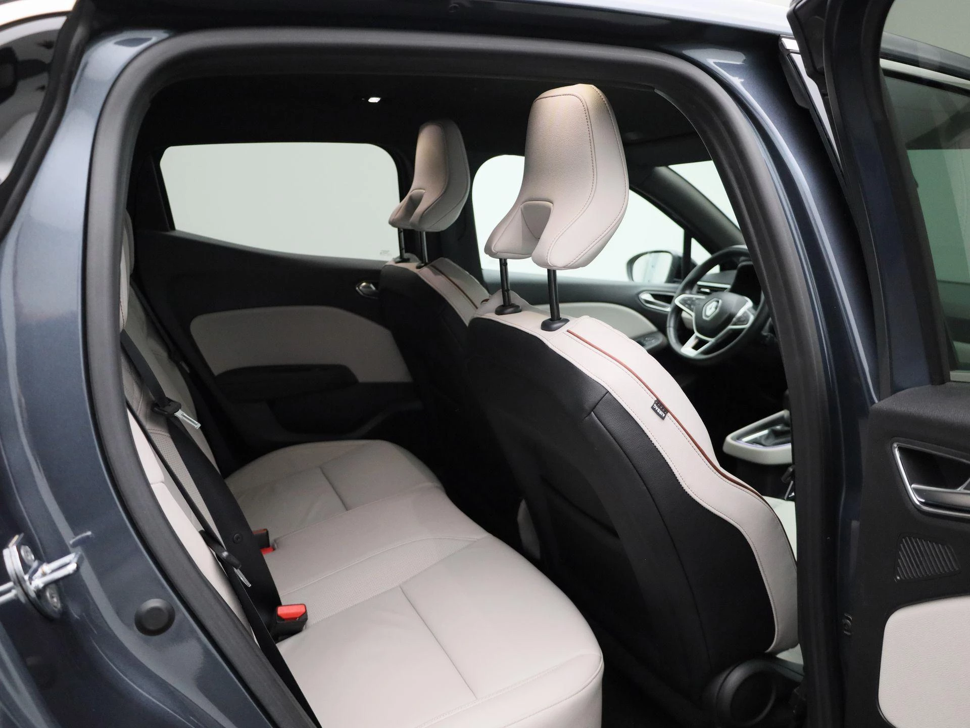 Renault-Clio-image-31