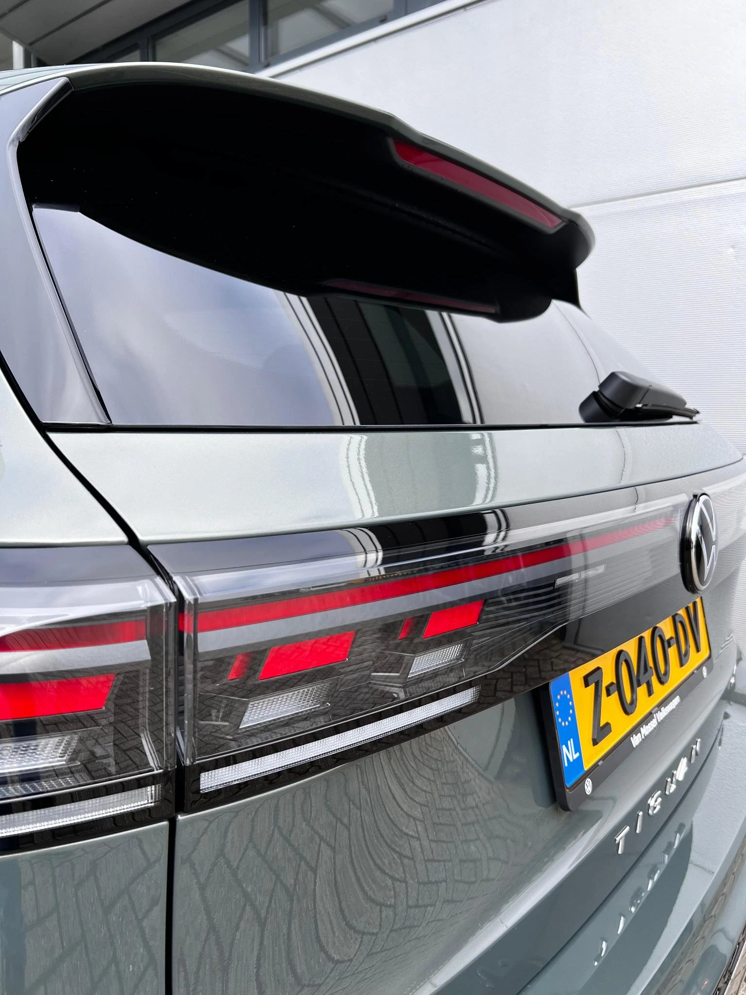 Volkswagen-Tiguan-image-43