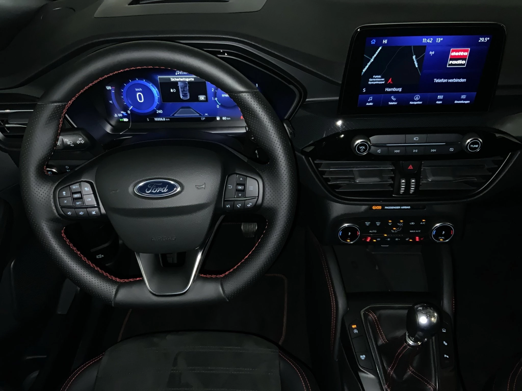 Ford Kuga ST-Line X*PANO*AHK*KAM*ACC*NAVI*SOUND-SYS.