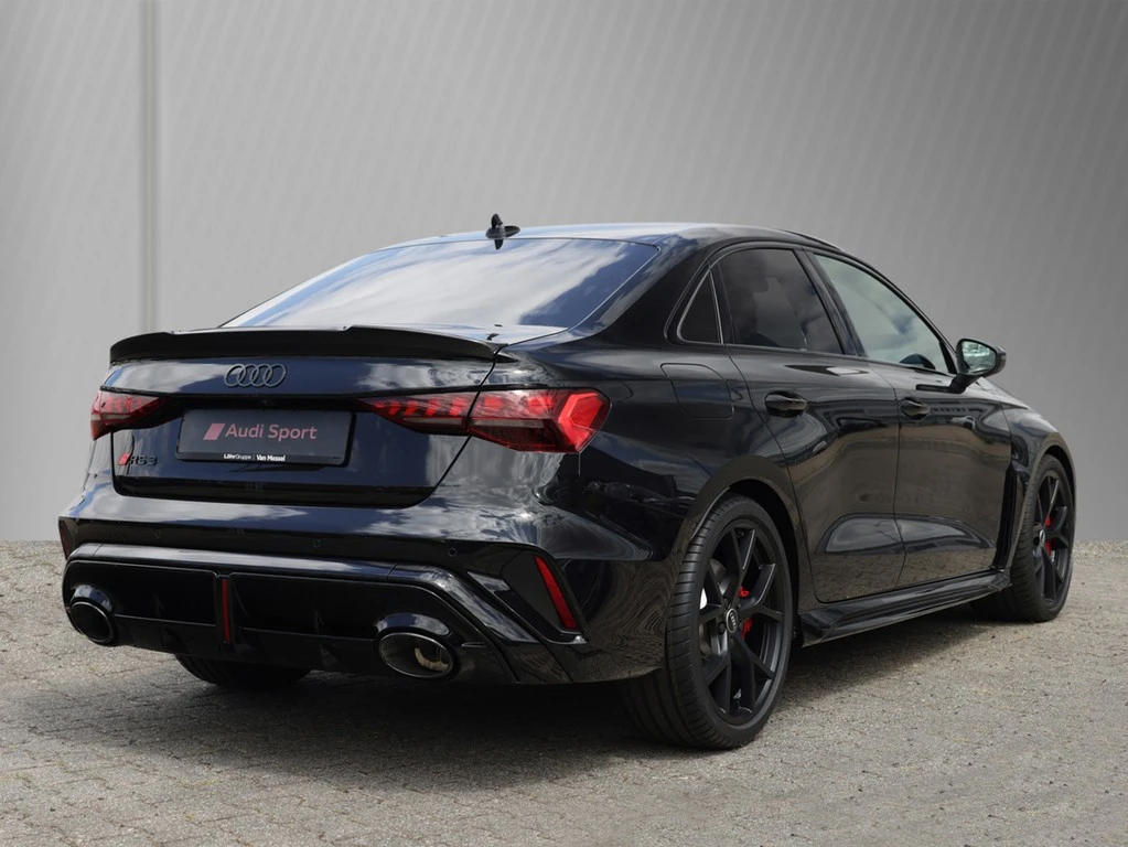 Audi-RS3-image-3