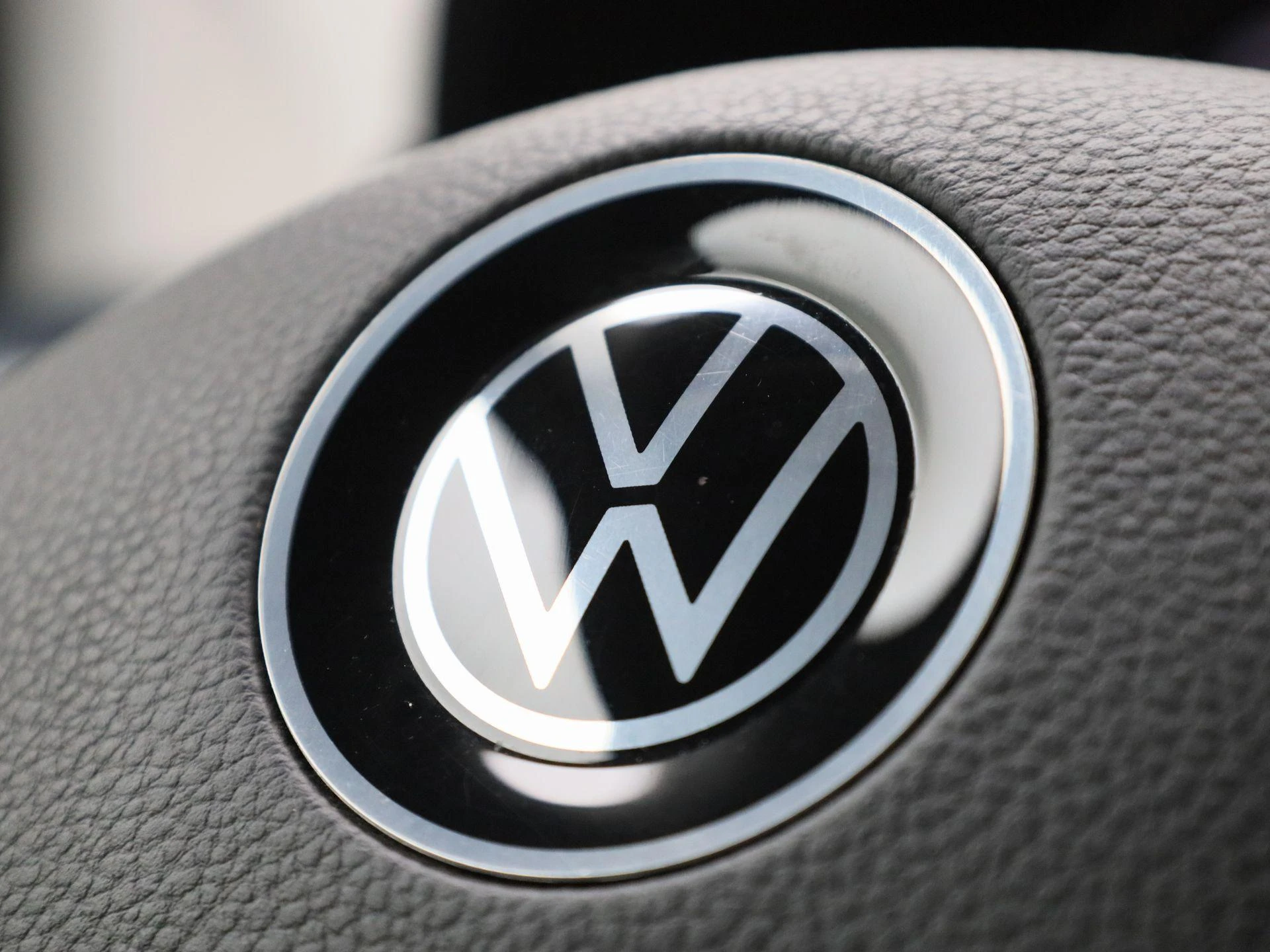 Volkswagen-up!-image-22