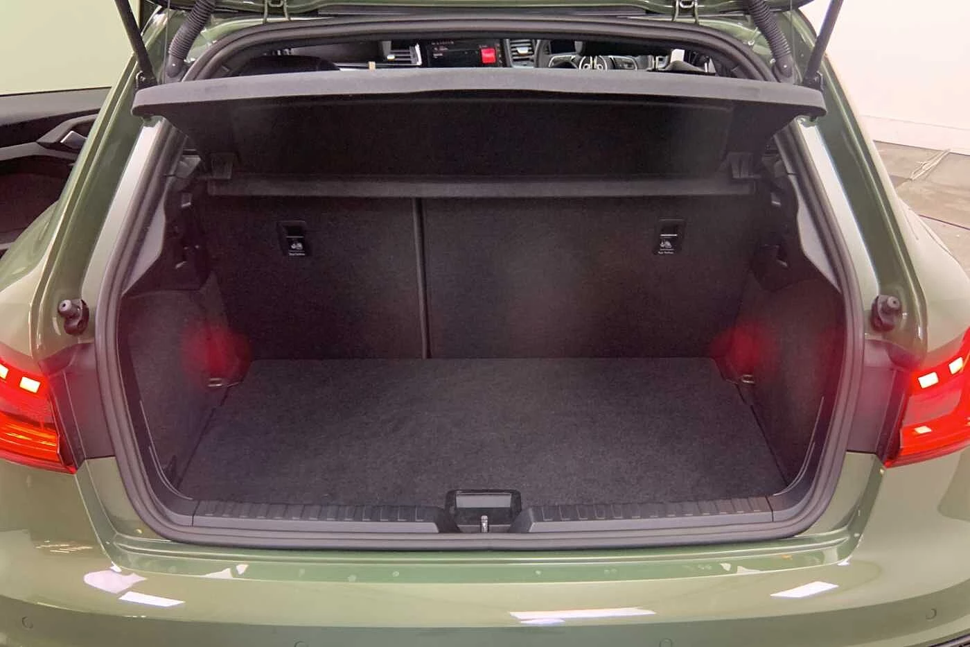 Audi-A1 Sportback-image-8