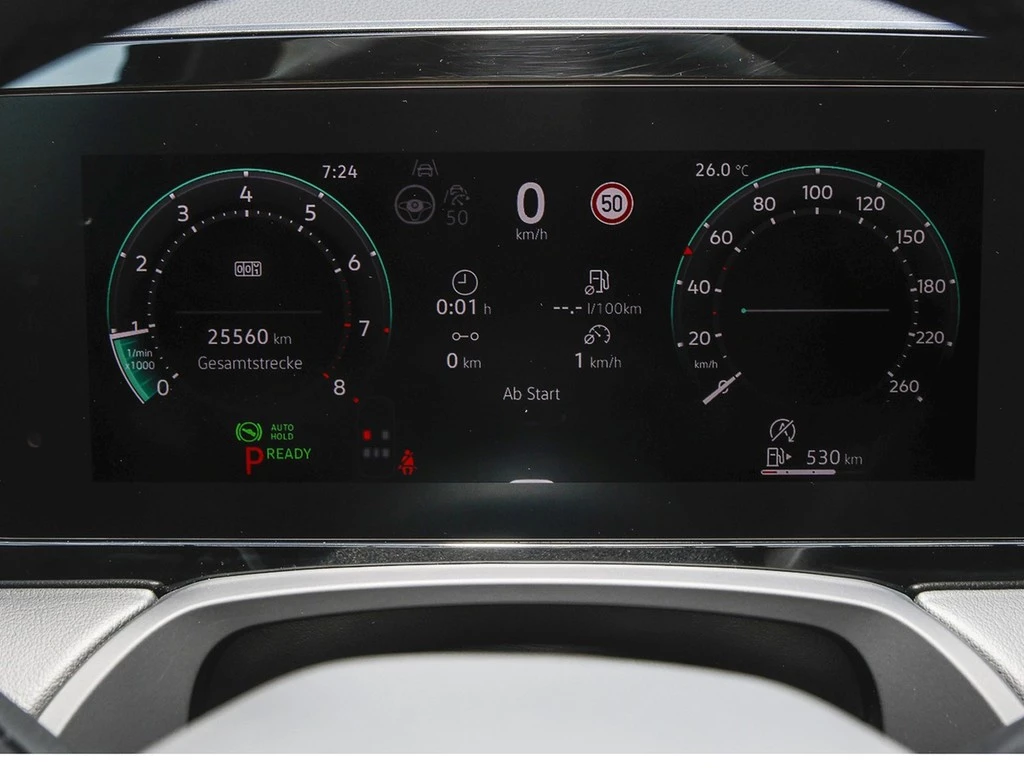 Volkswagen Passat Variant 1.5eTSI DSG Business AHK/Navi/RFK