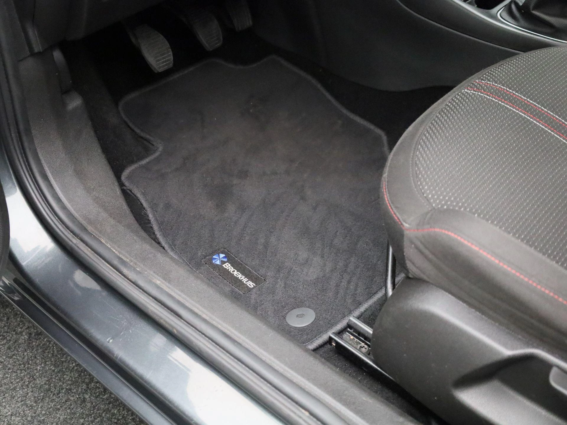 Opel-Corsa-image-25