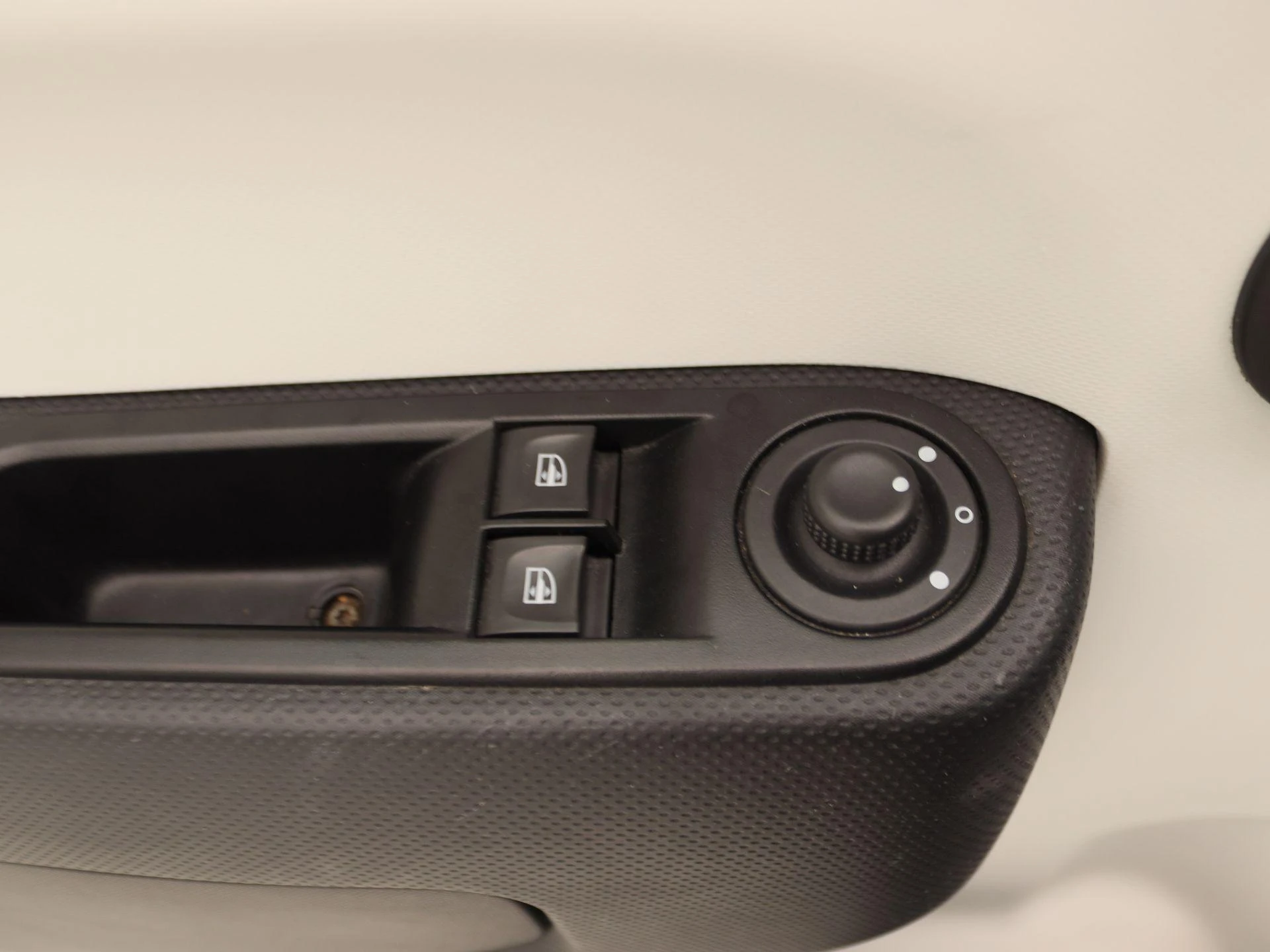 Renault-Twingo-image-18