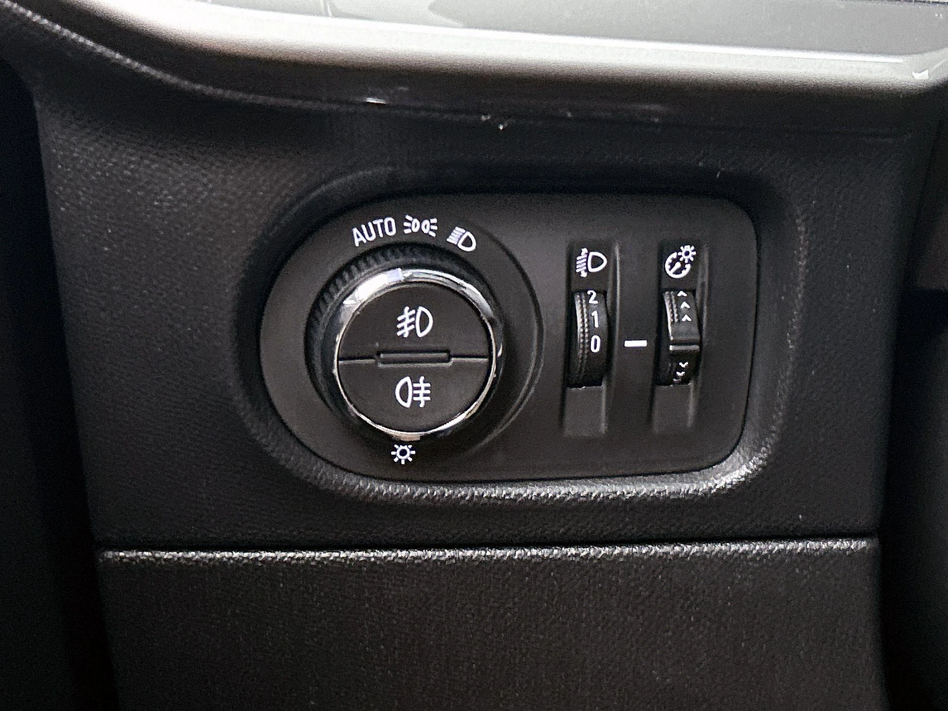 Opel-Mokka-image-26