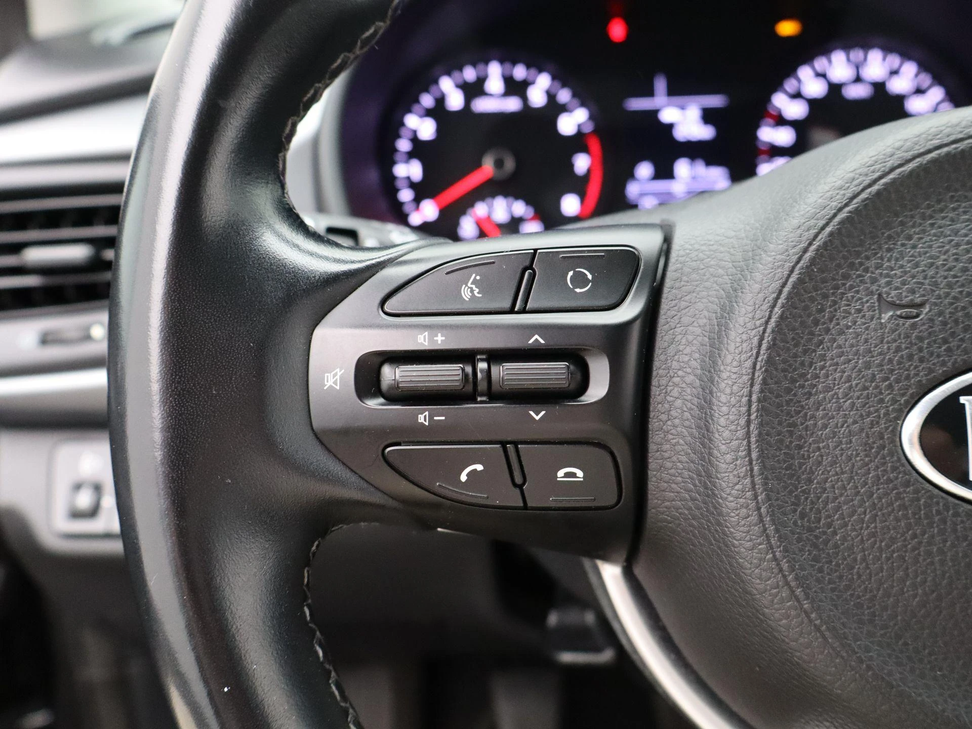 Kia-Rio-image-17