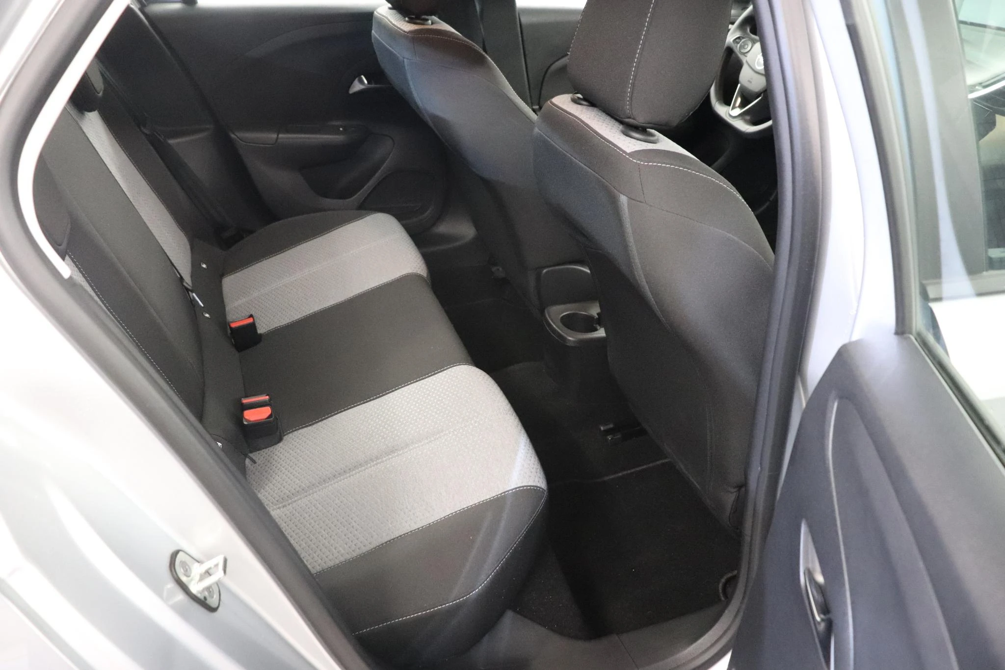 Opel-Corsa-image-11