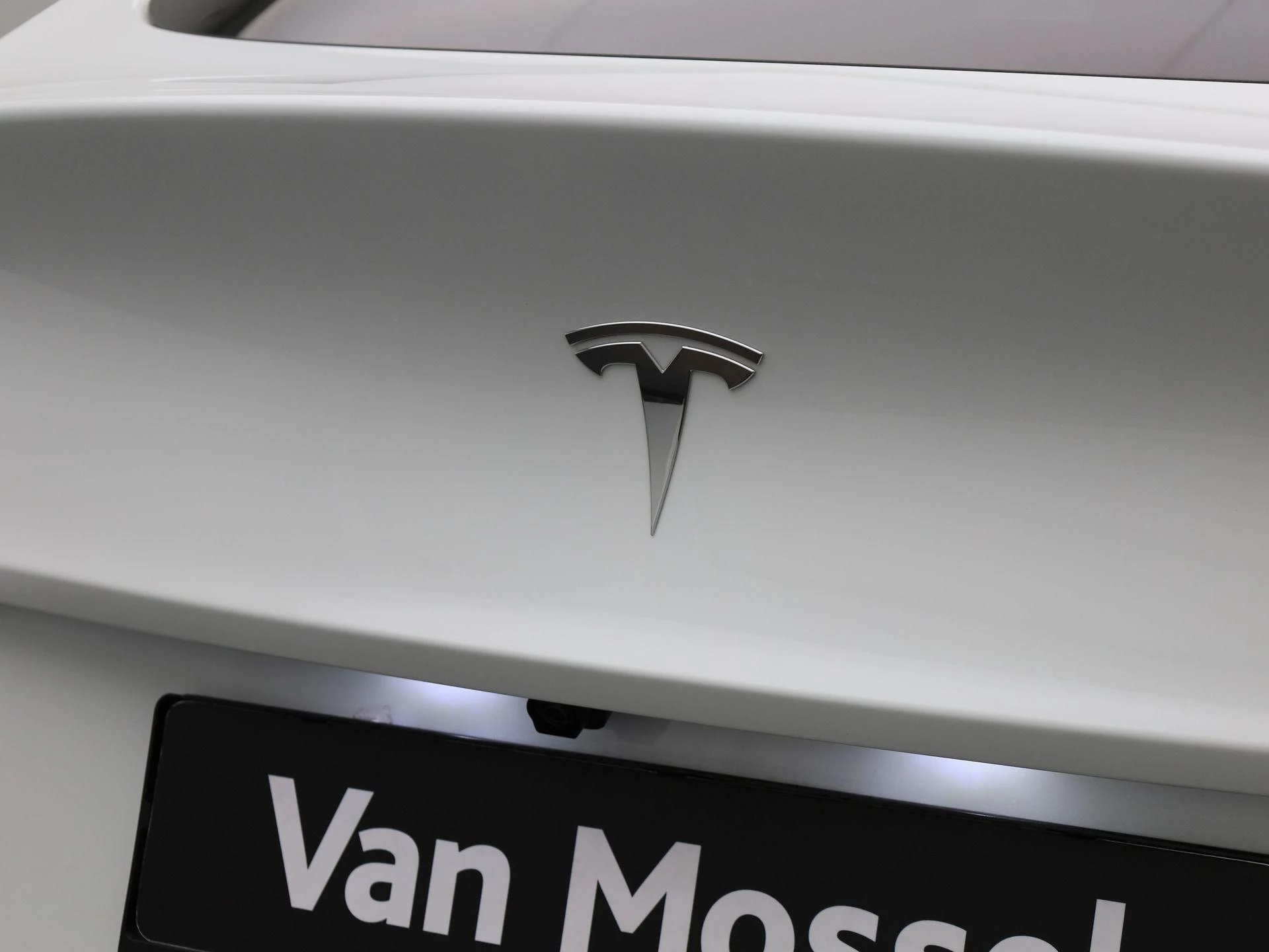 Tesla-Model Y-image-48