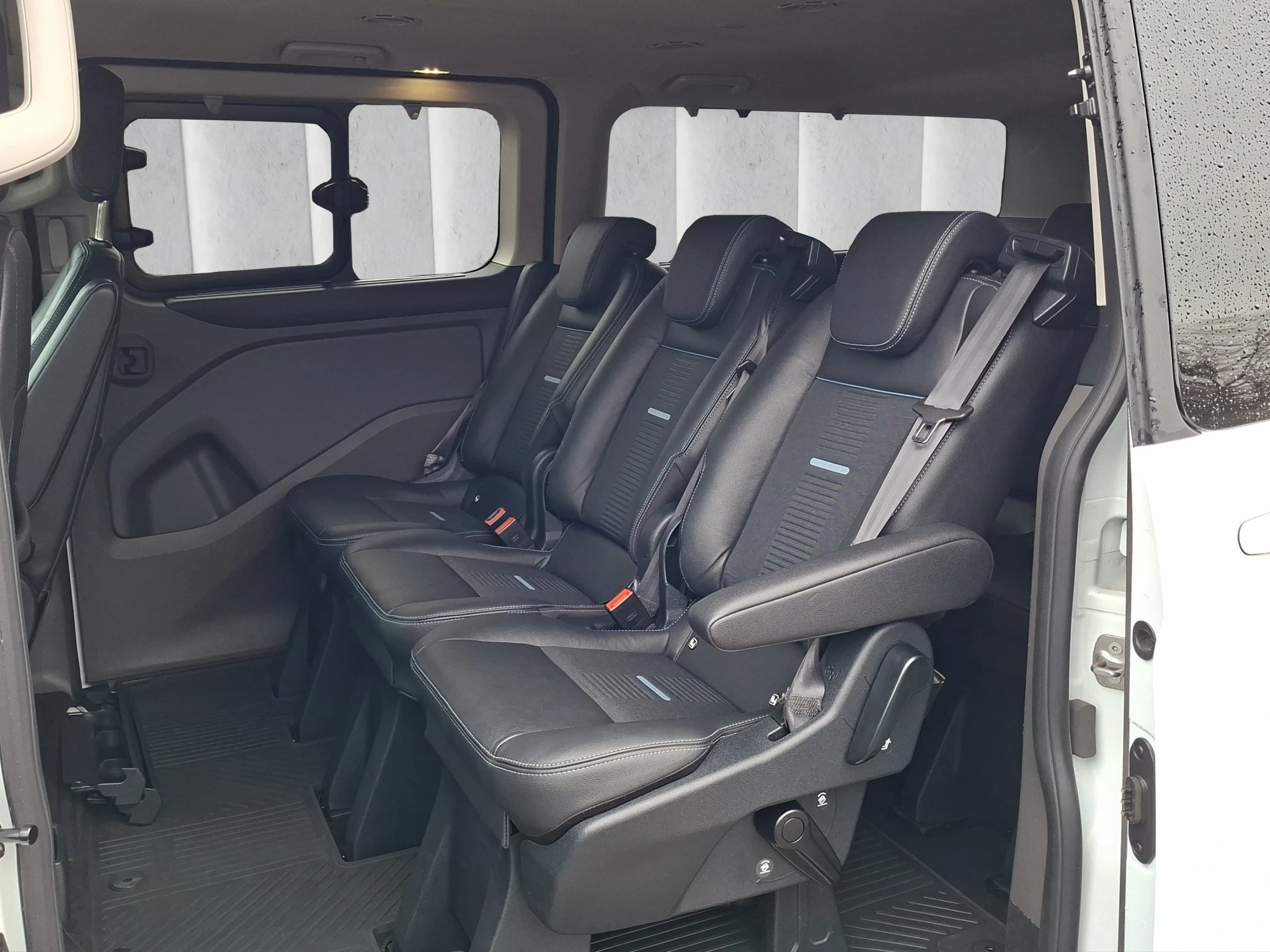 Ford Tourneo Custom Active 320 L2H1 2.0 EB Aut. | AHK | GJR | RFK | SHZ | LMF