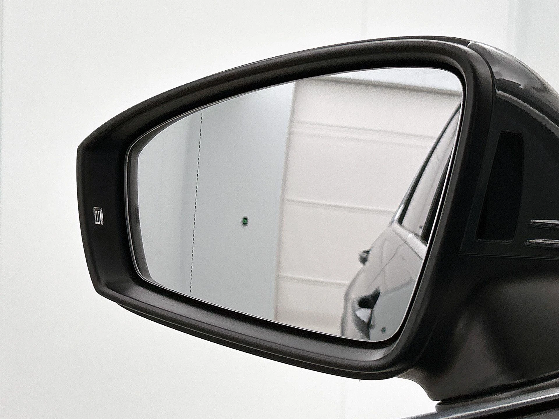 Volkswagen-Tiguan-image-18