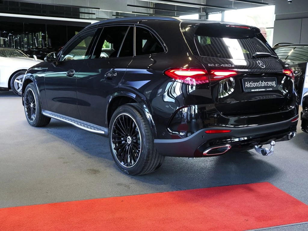 Mercedes-Benz-GLC 450 d-image-4
