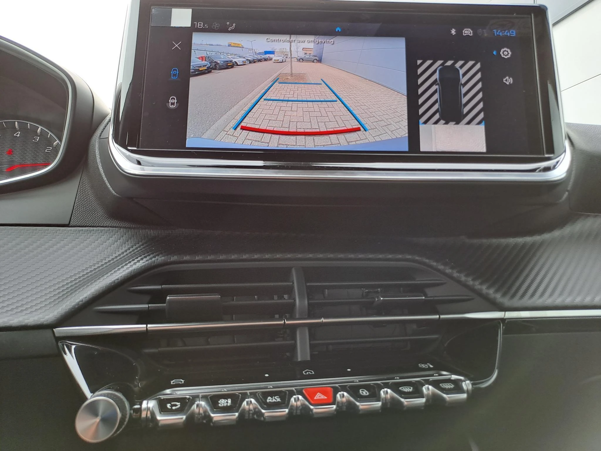 Peugeot-2008-image-12