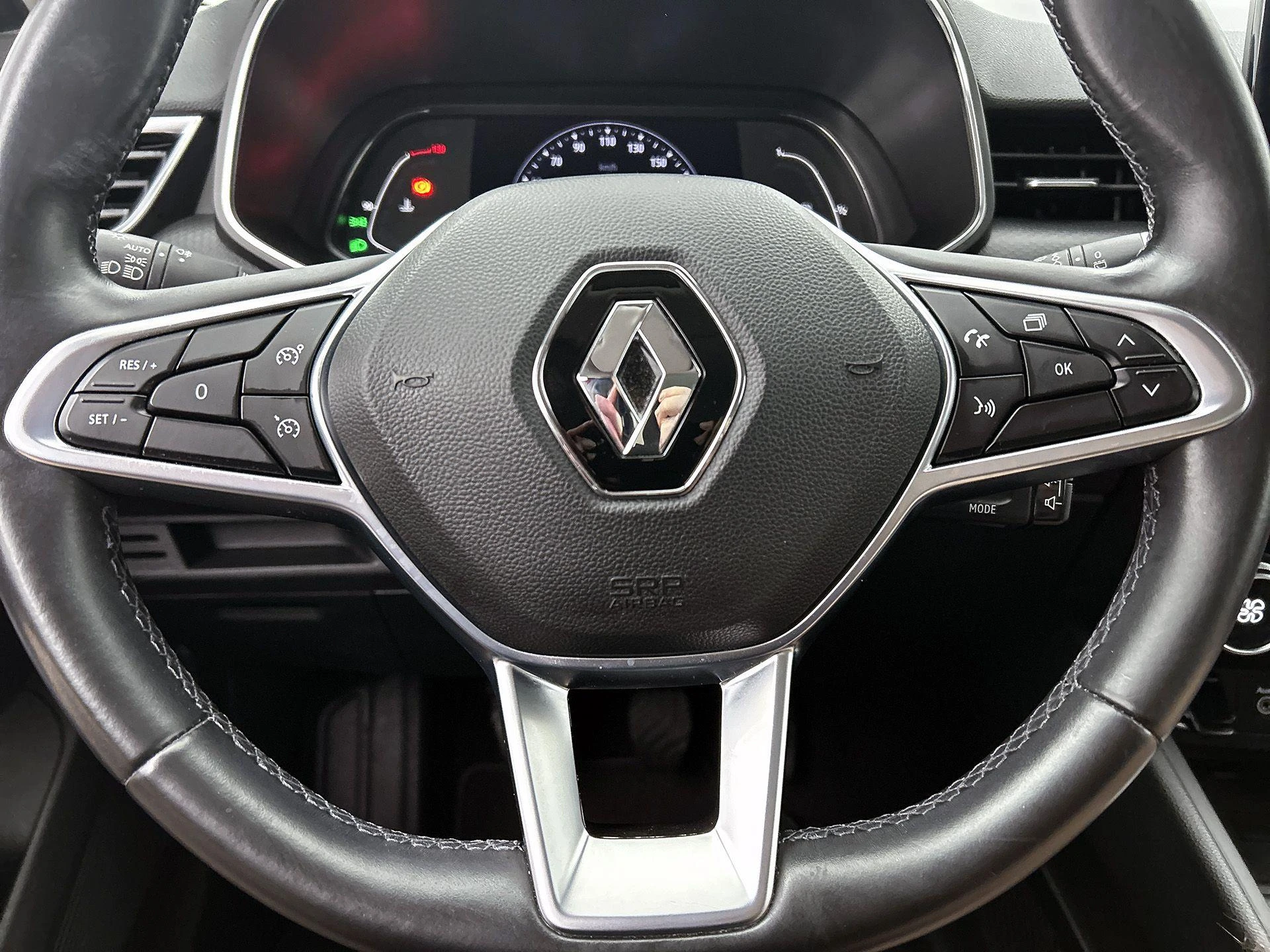 Renault-Clio-image-39