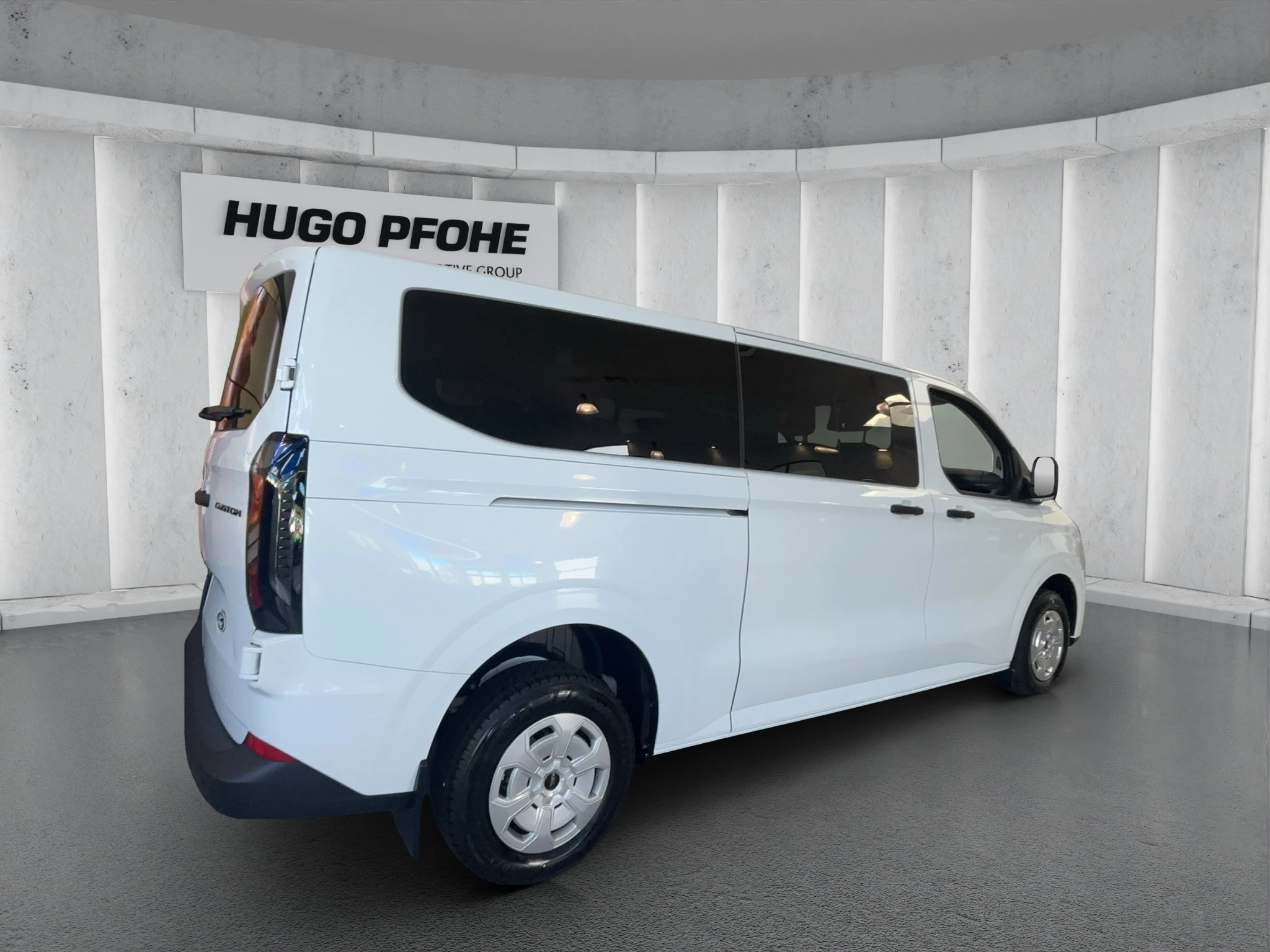 Ford-Transit Custom-image-3