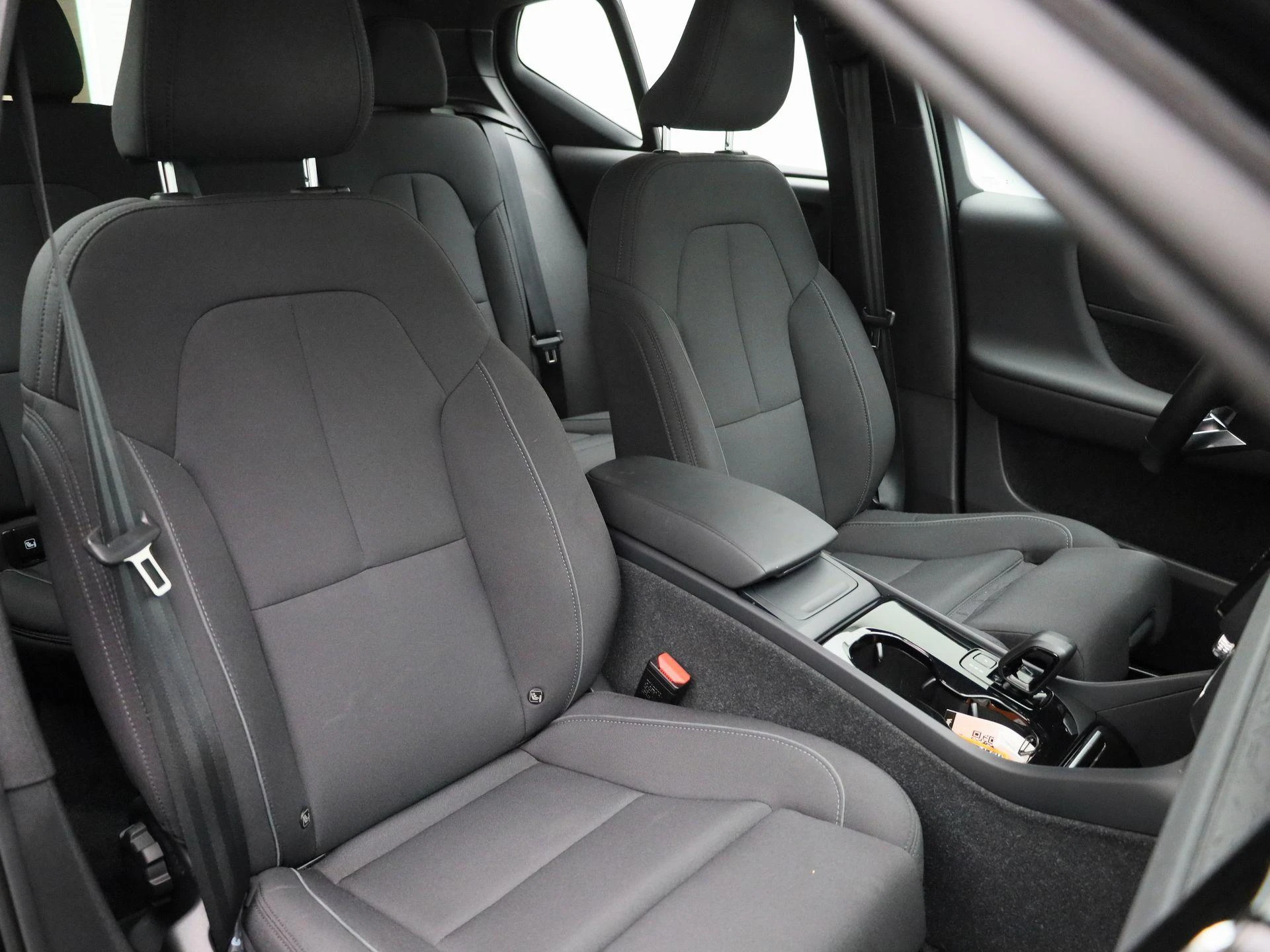 Volvo-XC40-image-35