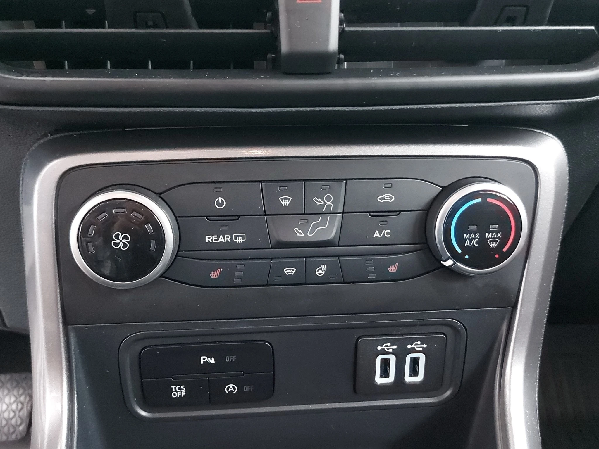 Ford-EcoSport-image-21