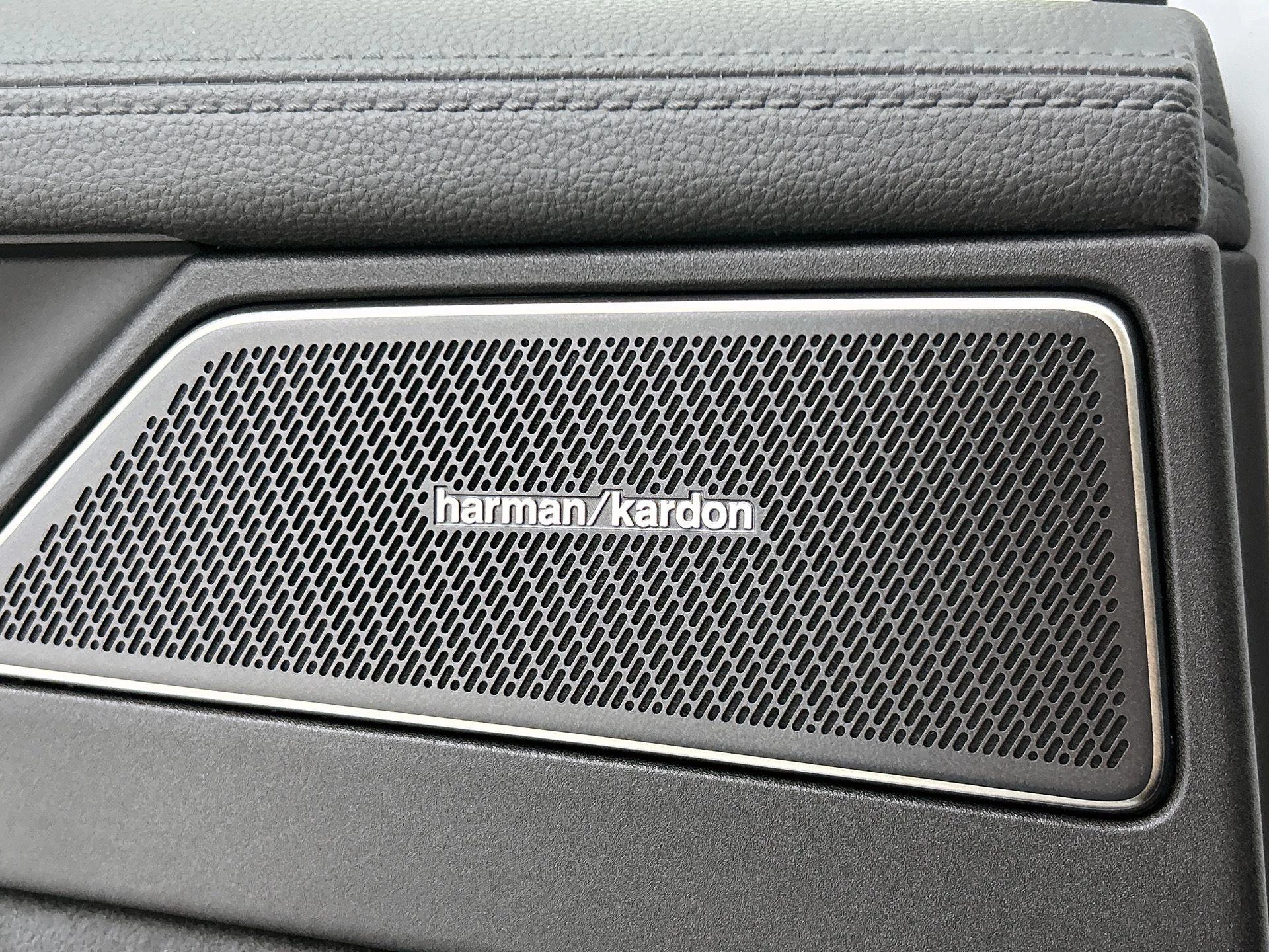 Volkswagen-Passat-image-13