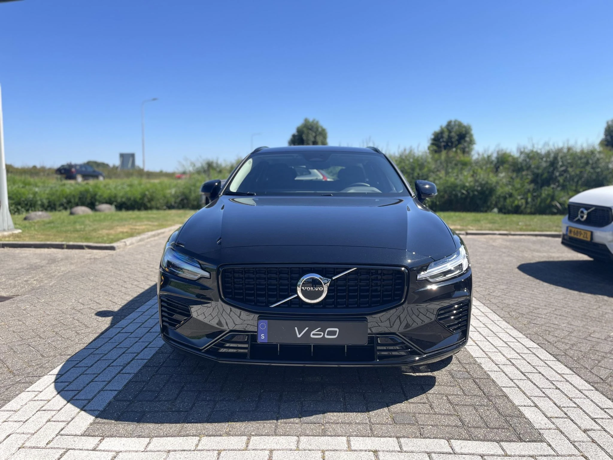 Volvo-V60-image-22