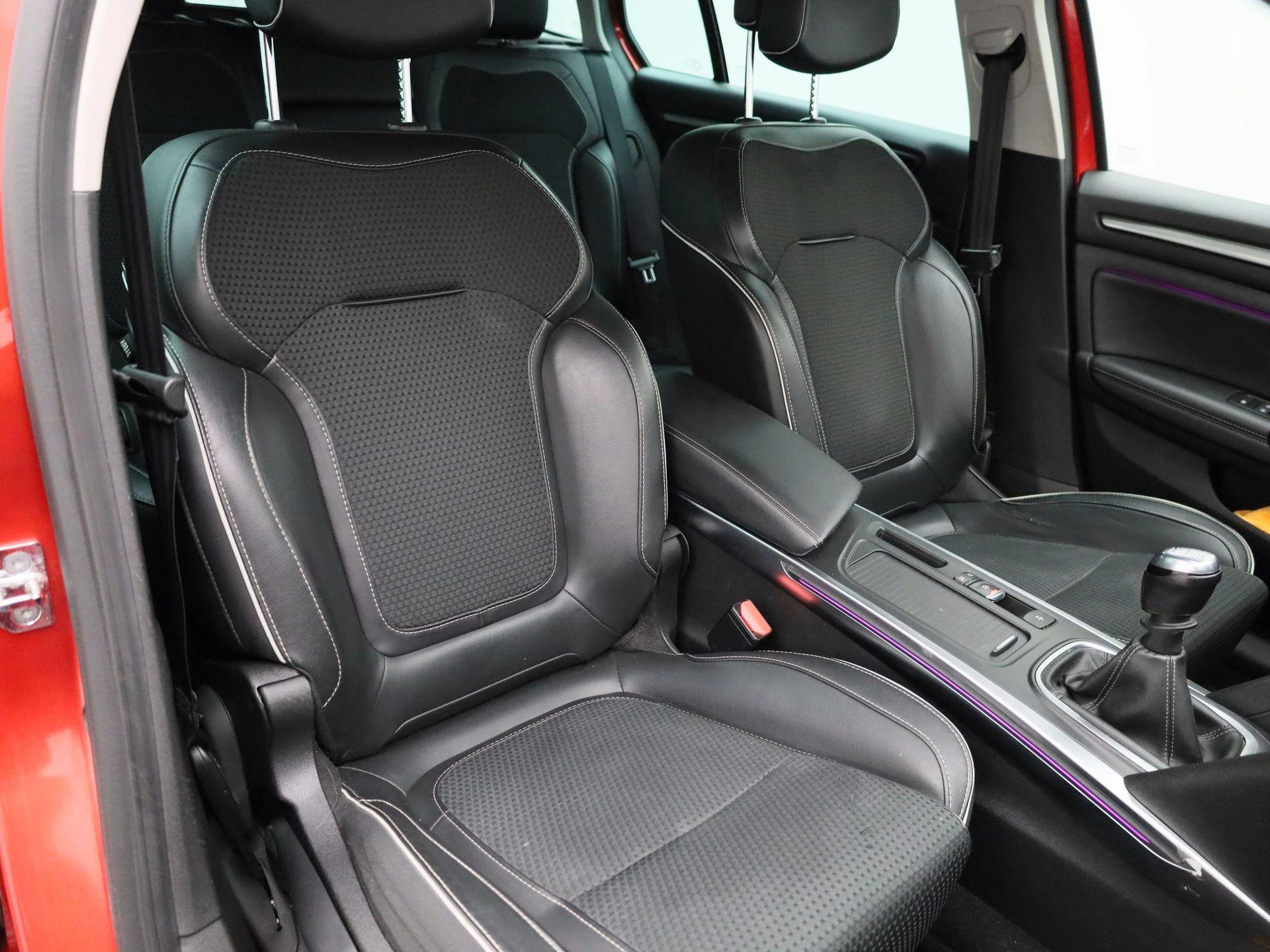 Renault-Mégane Estate-image-37