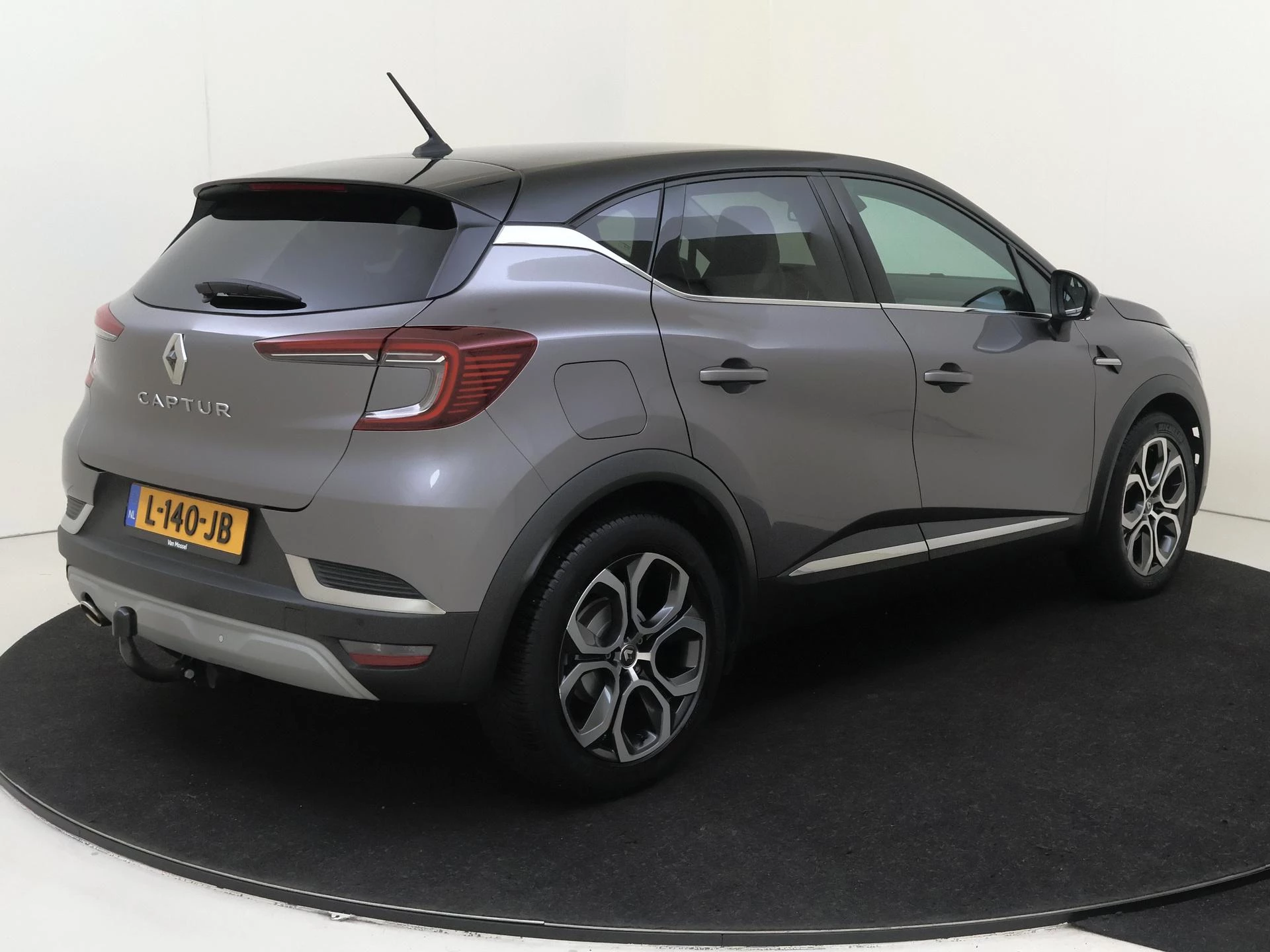 Renault Captur 1.3 TCe 140 Intens