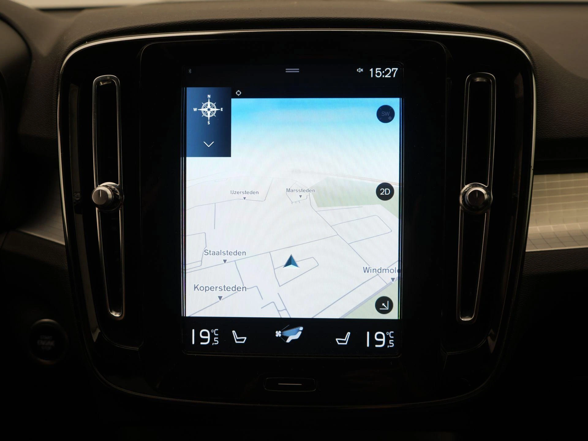 Volvo XC40 1.5 T4 Plug-in hybrid Plus Dark