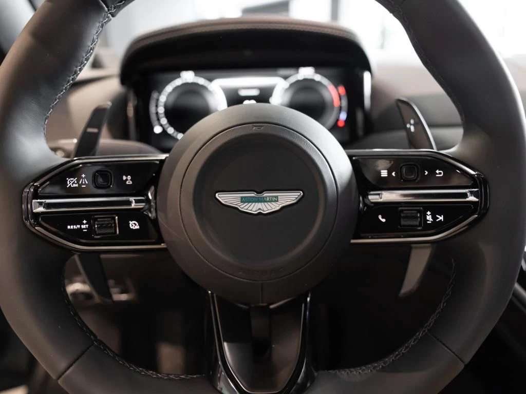 Aston Martin DB12 Coupe Aston Martin Hamburg