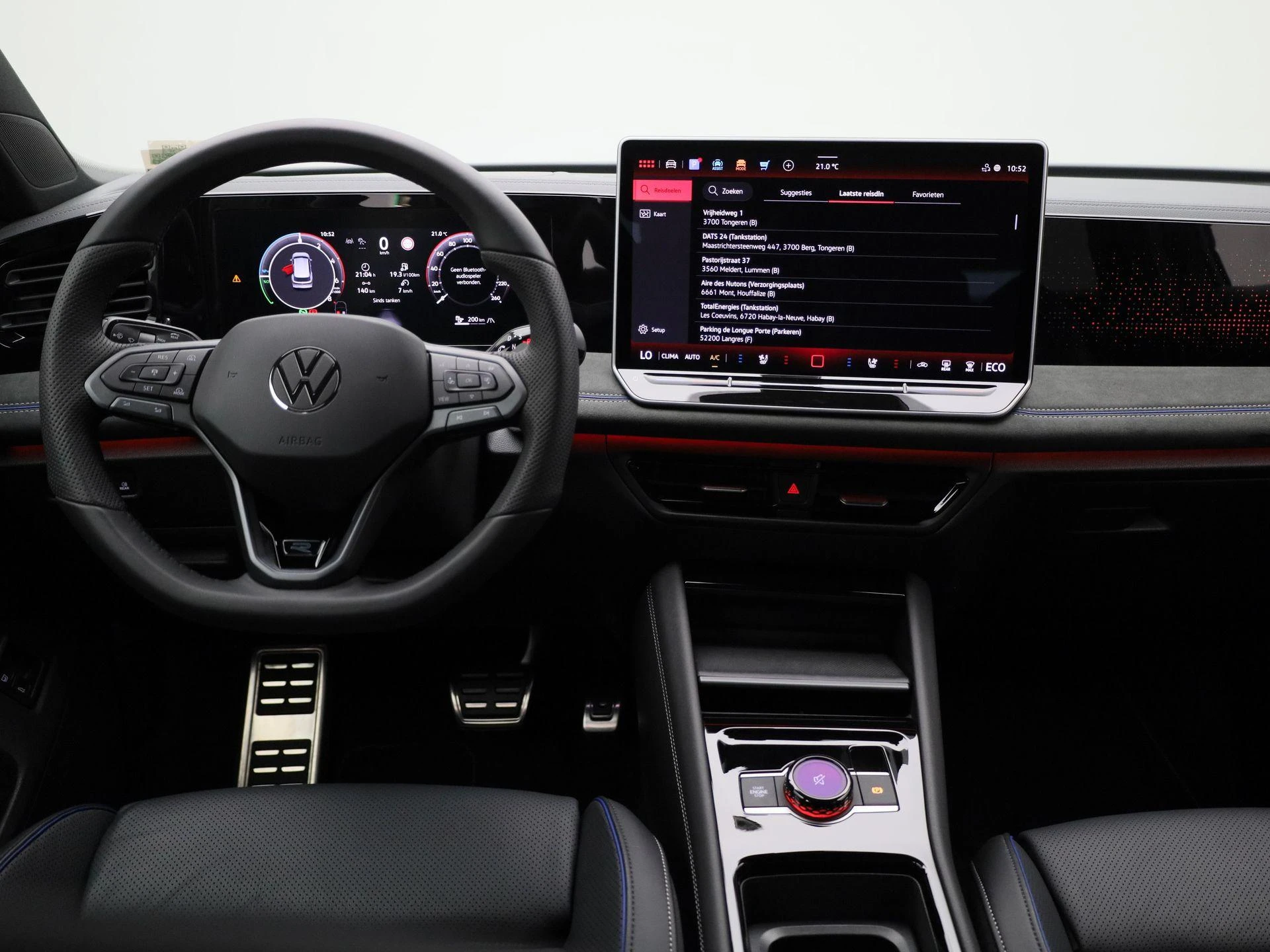 Volkswagen-Tiguan-image-6