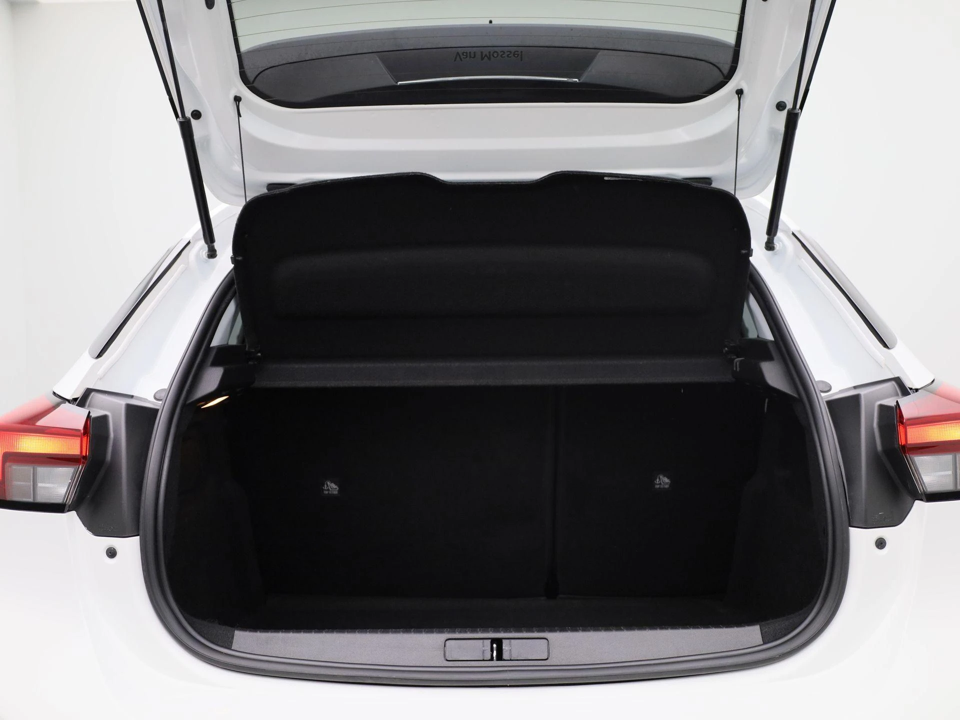 Opel-Corsa-image-13