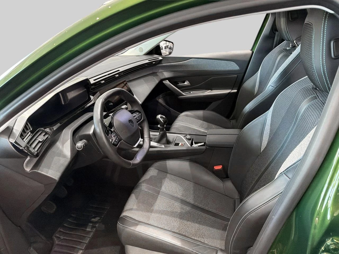Peugeot-308-image-7