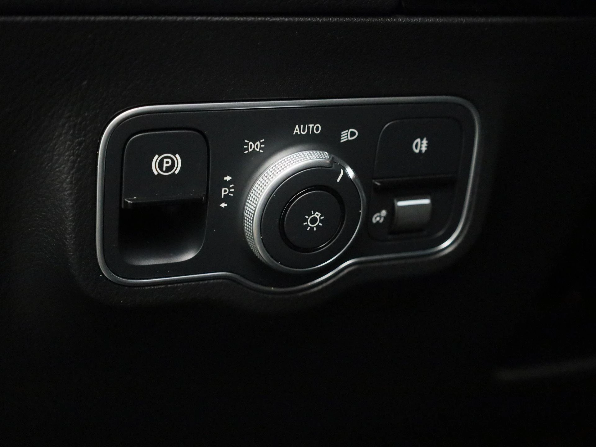 Mercedes-Benz-B-Klasse-image-27