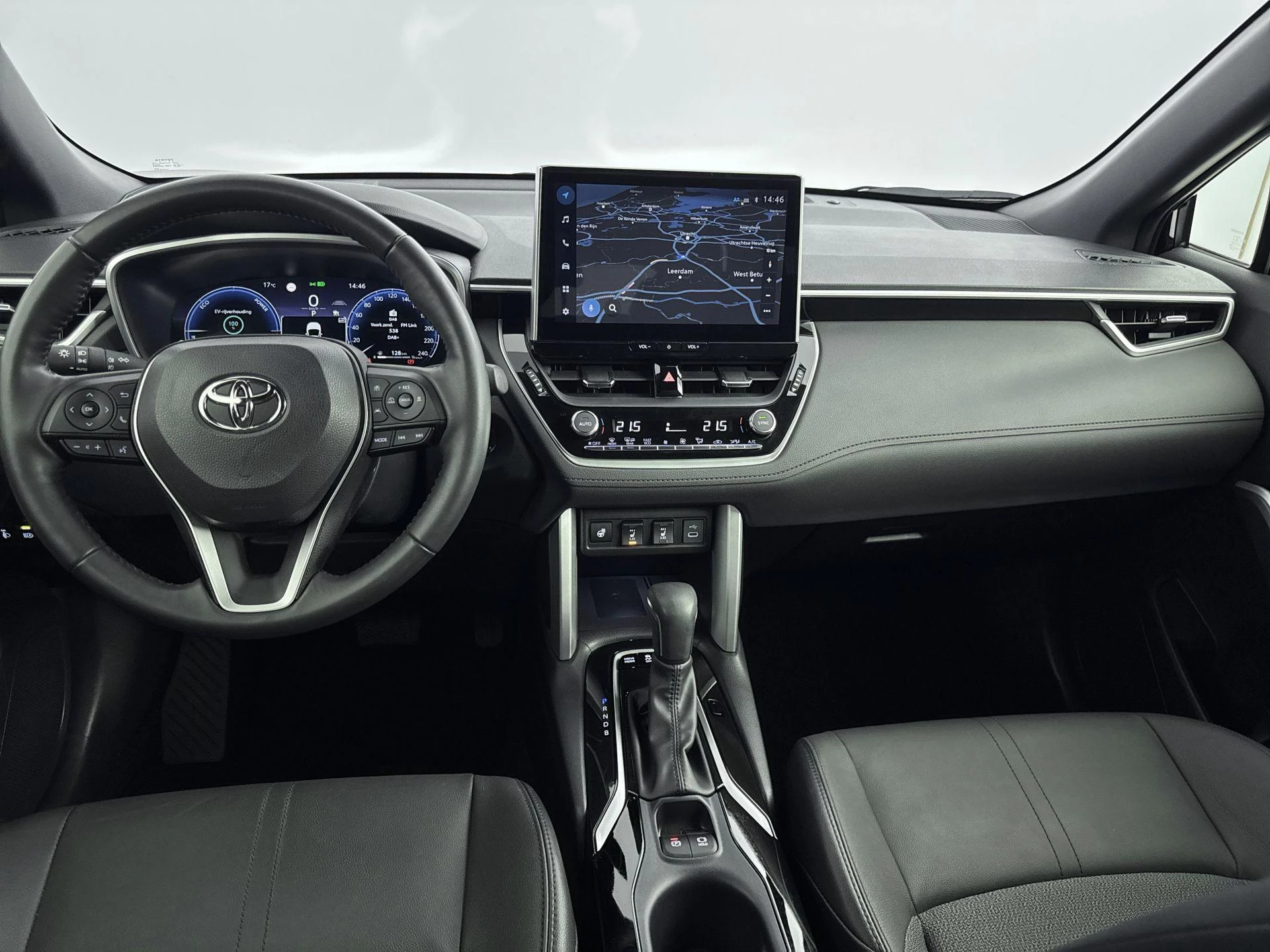 Toyota-Corolla Cross-image-18