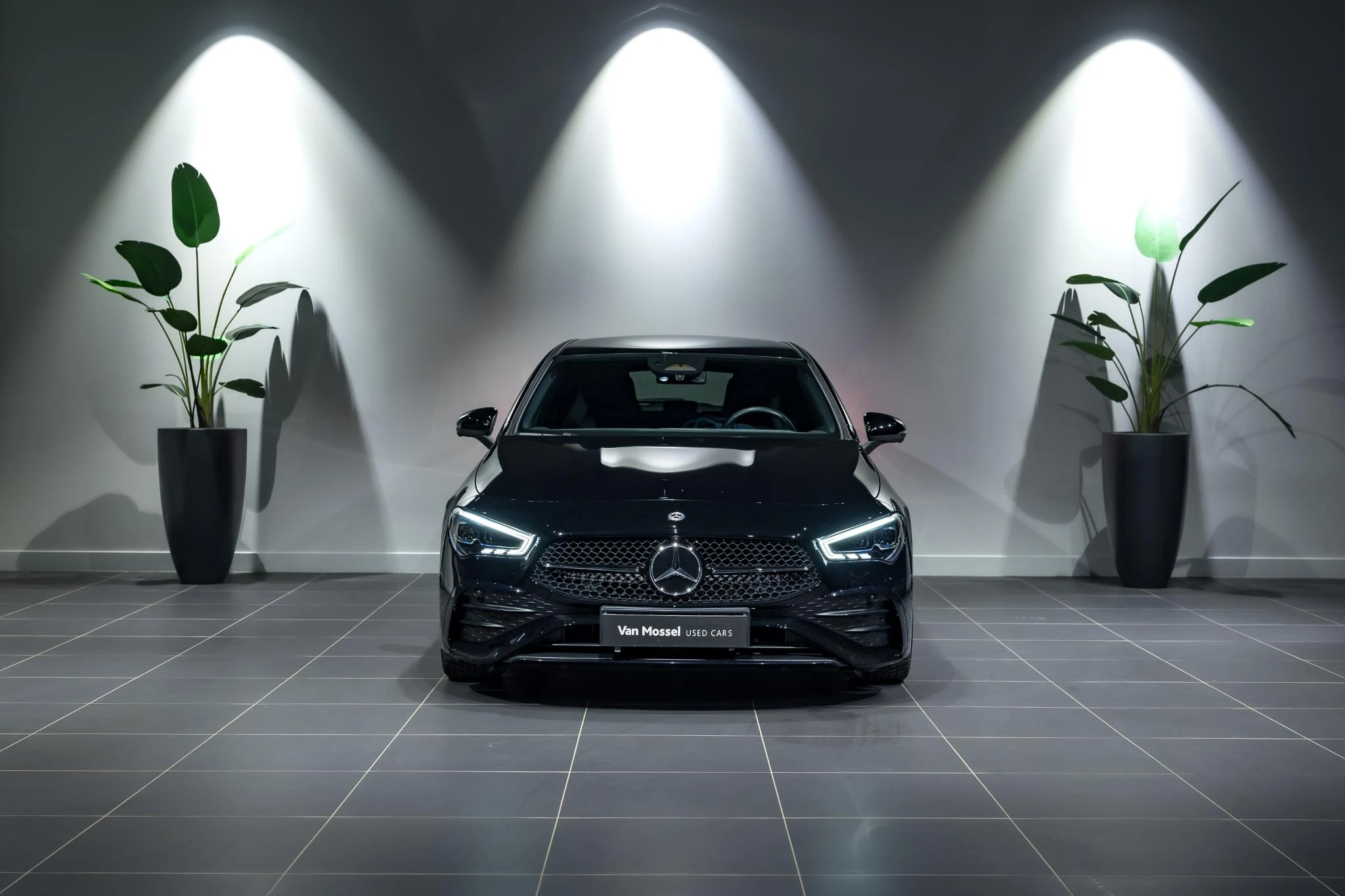Mercedes-Benz-CLA-image-1