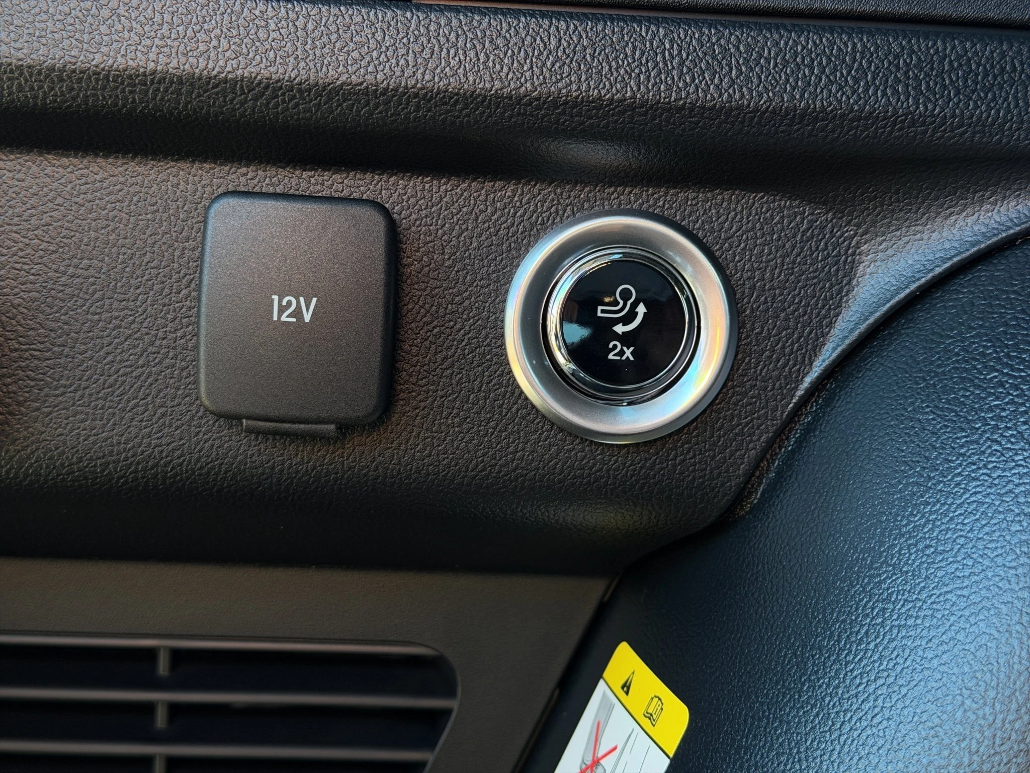 Ford-Kuga-image-19
