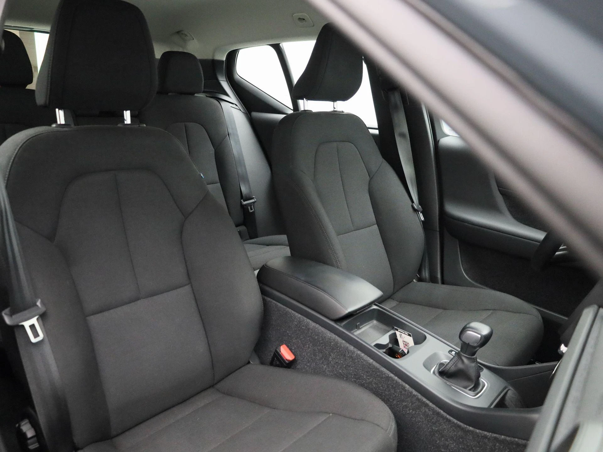 Volvo-XC40-image-34