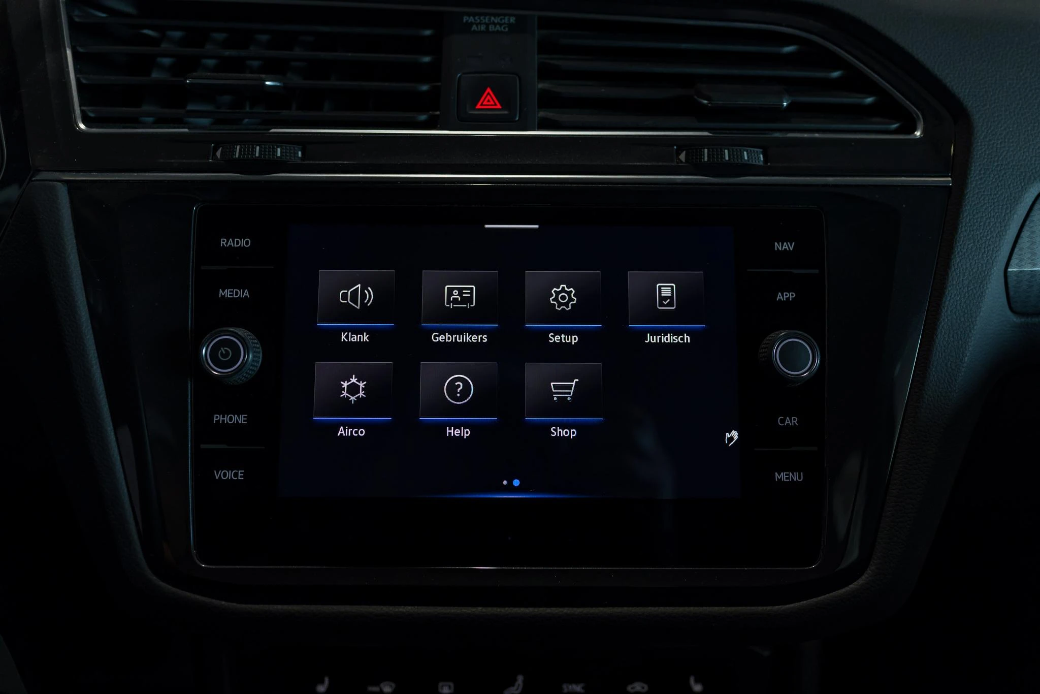 Volkswagen-Tiguan-image-30