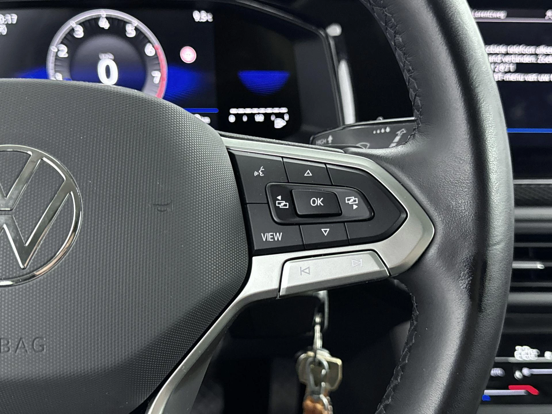 Volkswagen-Polo-image-15