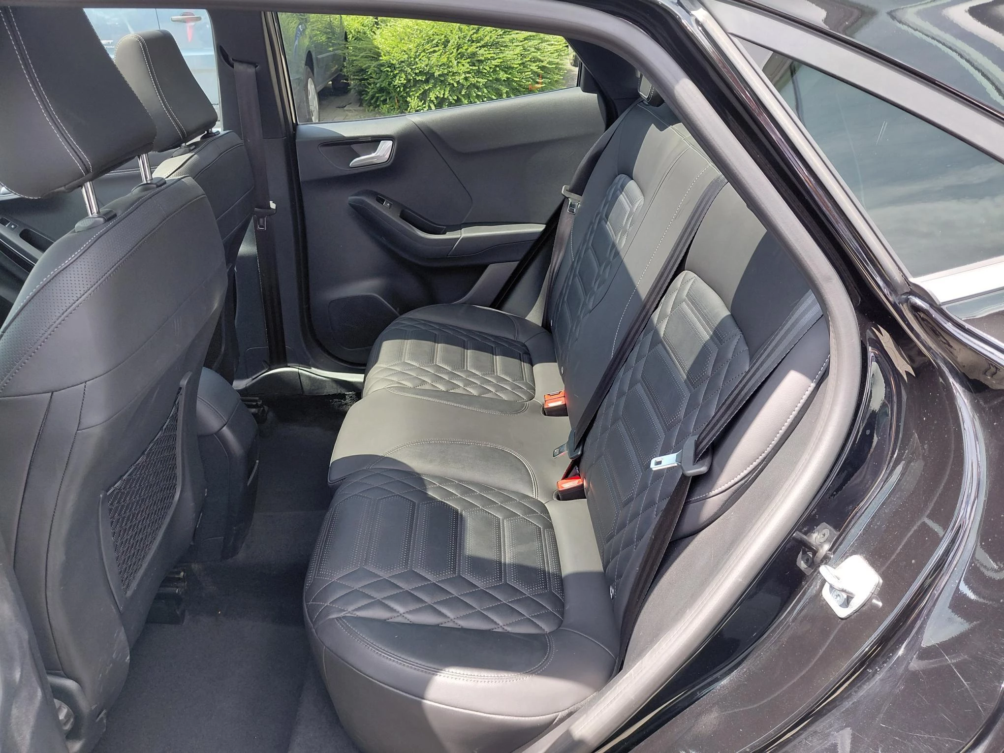 Ford Puma Pano - ST Line - Trekhaak - Camera - Winterpack