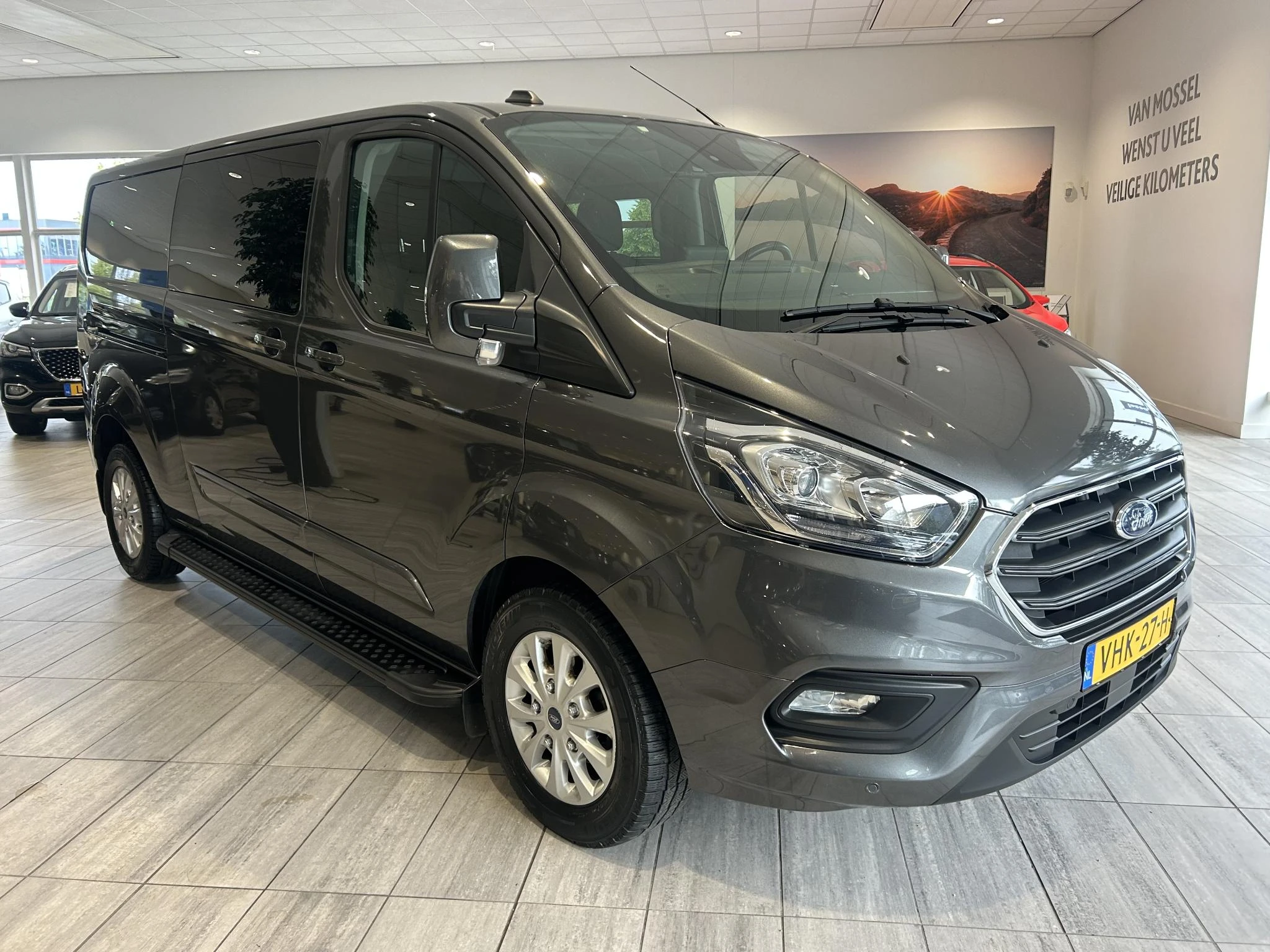 Ford-Transit Custom-image-6