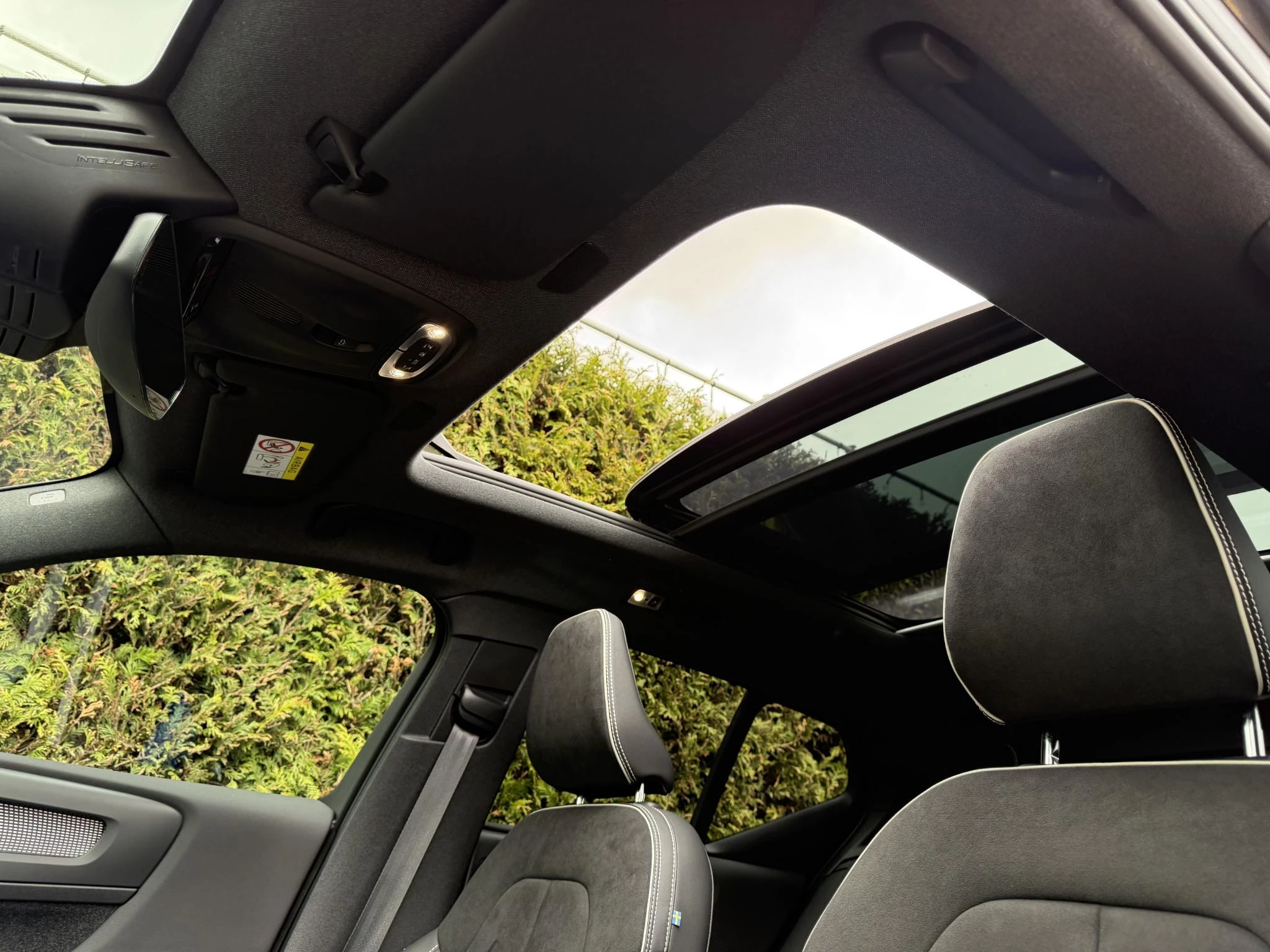 Volvo XC40 T5 Recharge R-Design
