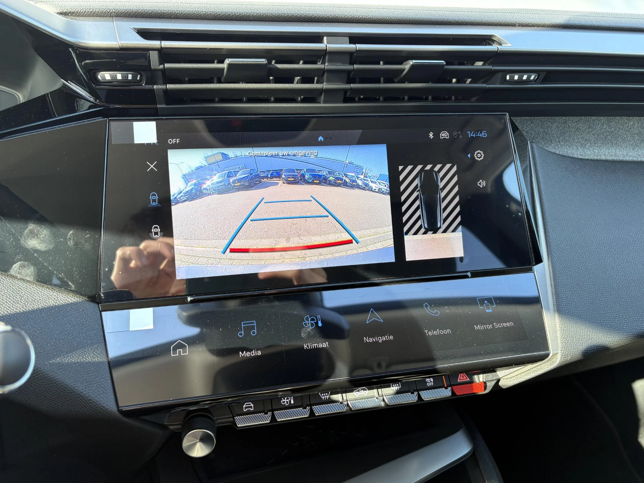 Peugeot-308-image-16