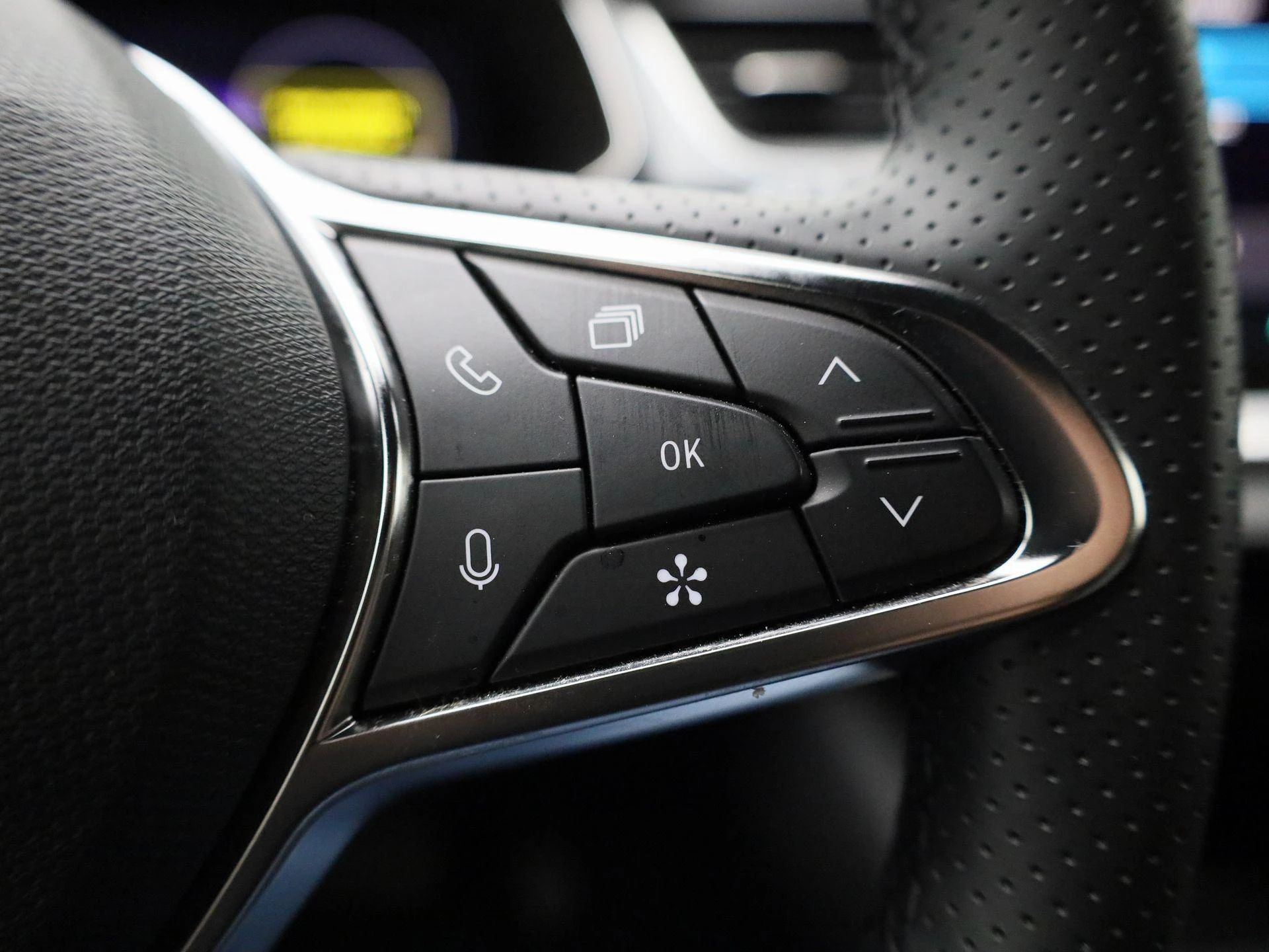 Renault Captur 1.8 E-Tech full hybrid 160 techno