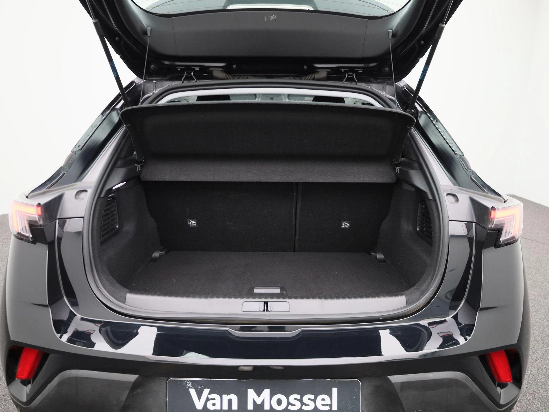 Opel-Mokka-e-image-13