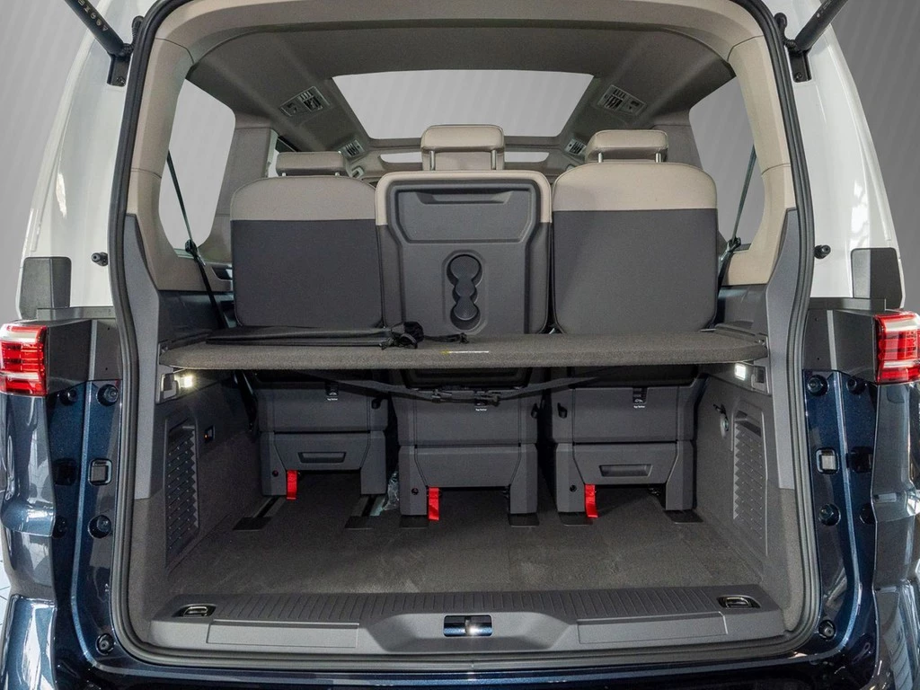 Volkswagen-Multivan-image-6