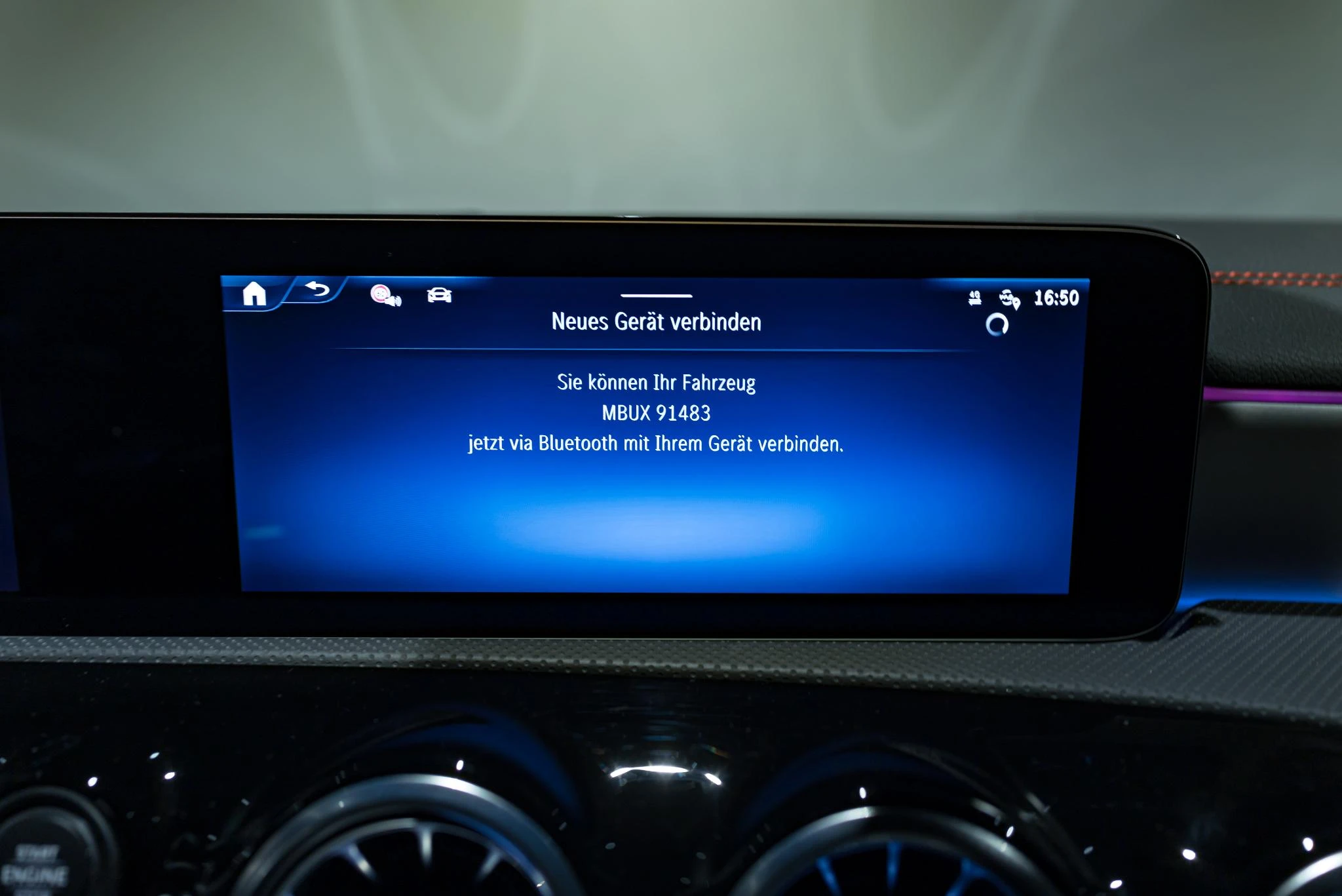 Mercedes-Benz-CLA-image-27