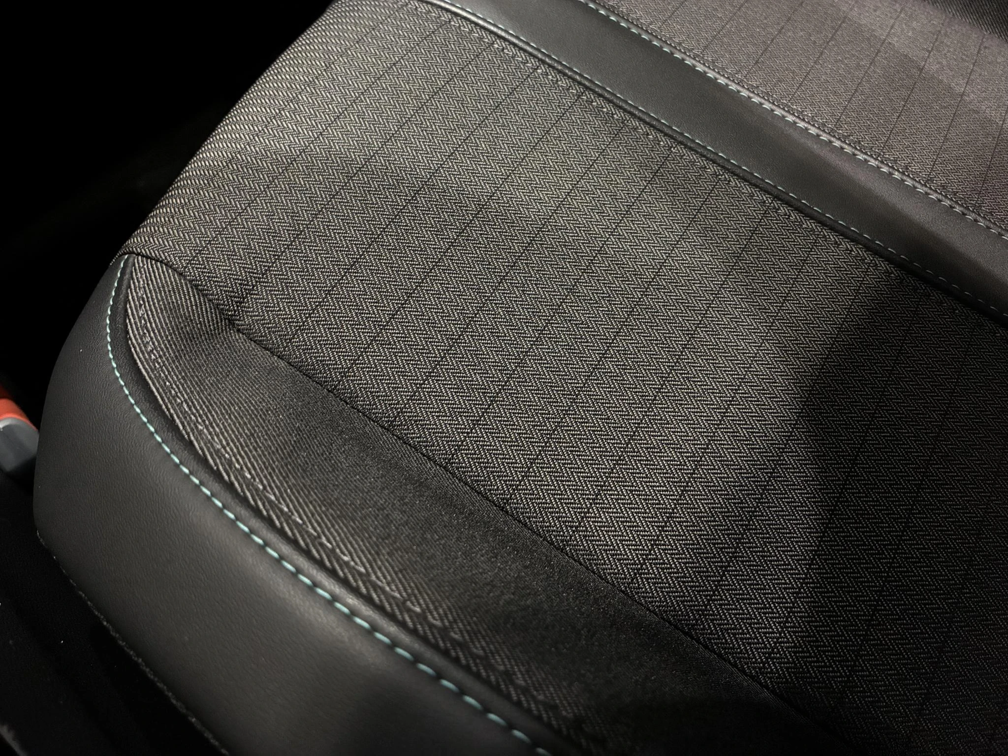 Peugeot-208-image-14