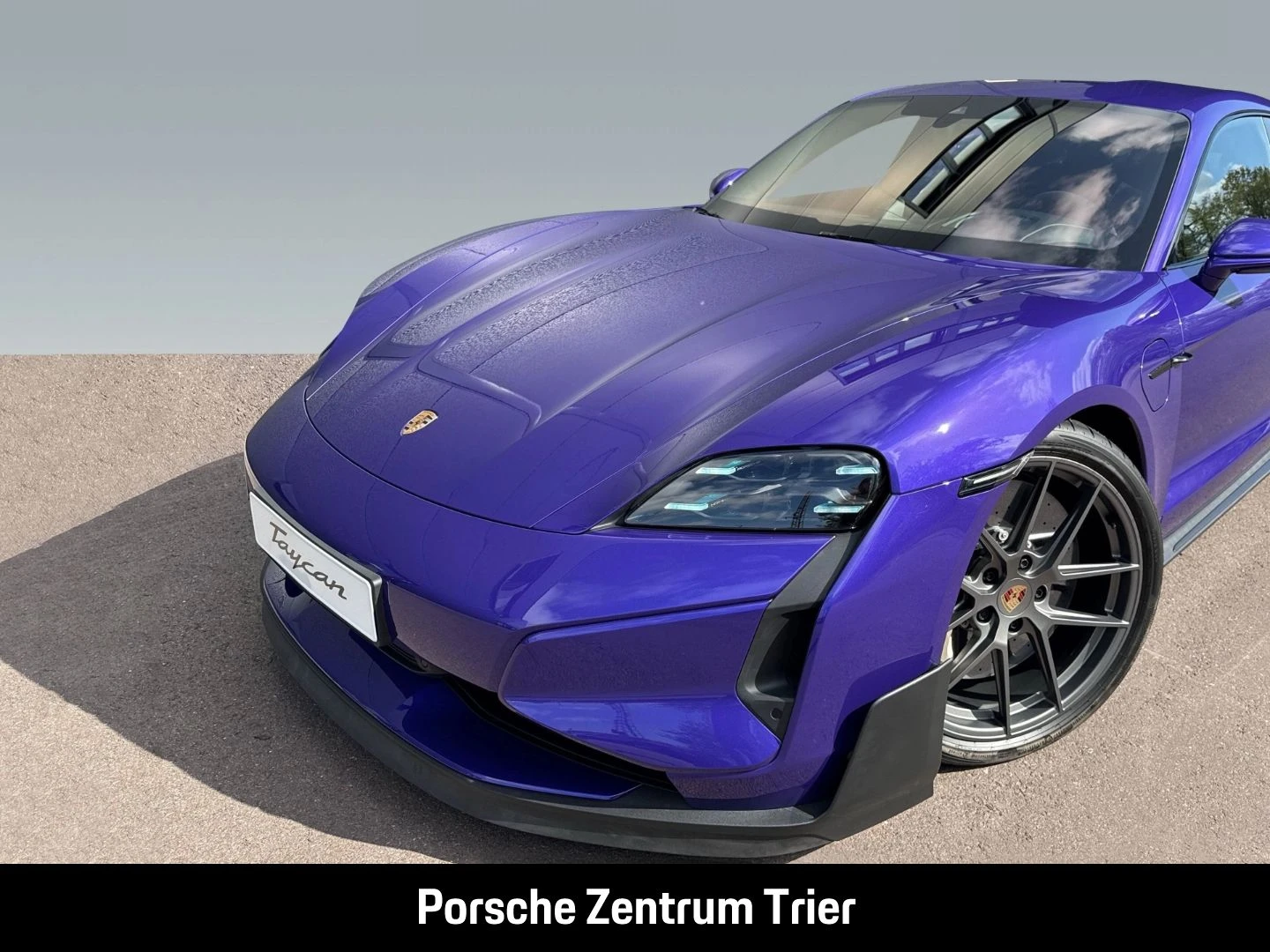 Porsche-Taycan-image-8