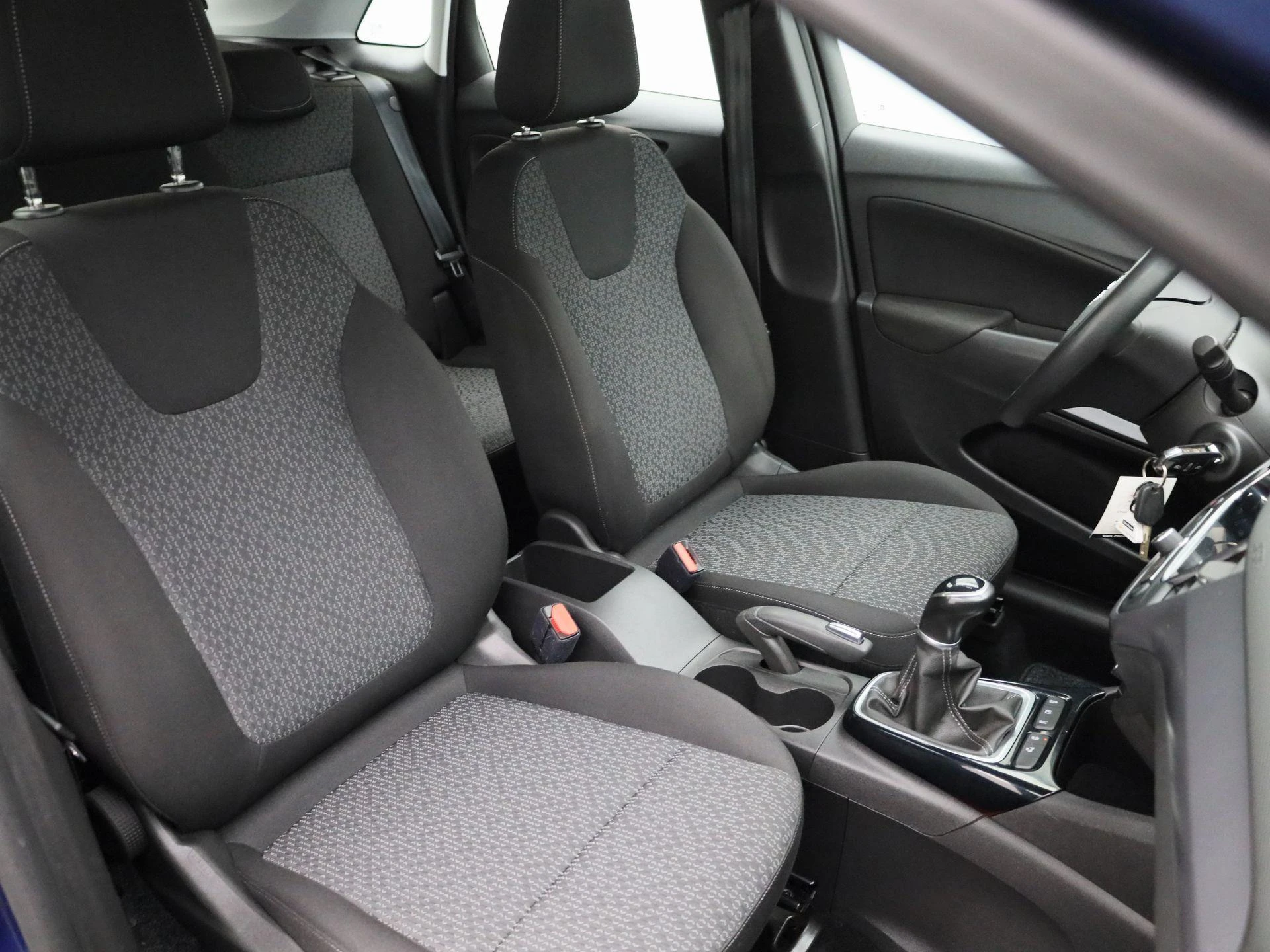 Opel-Crossland-image-36
